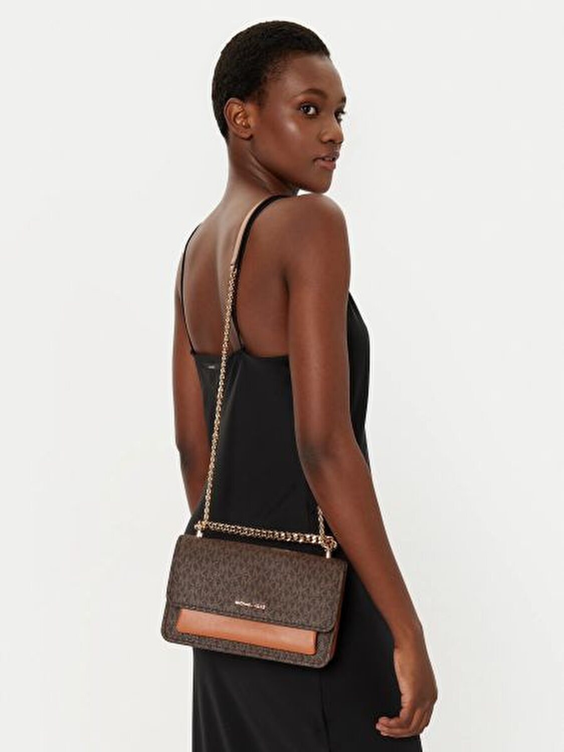 LG SHOULDER