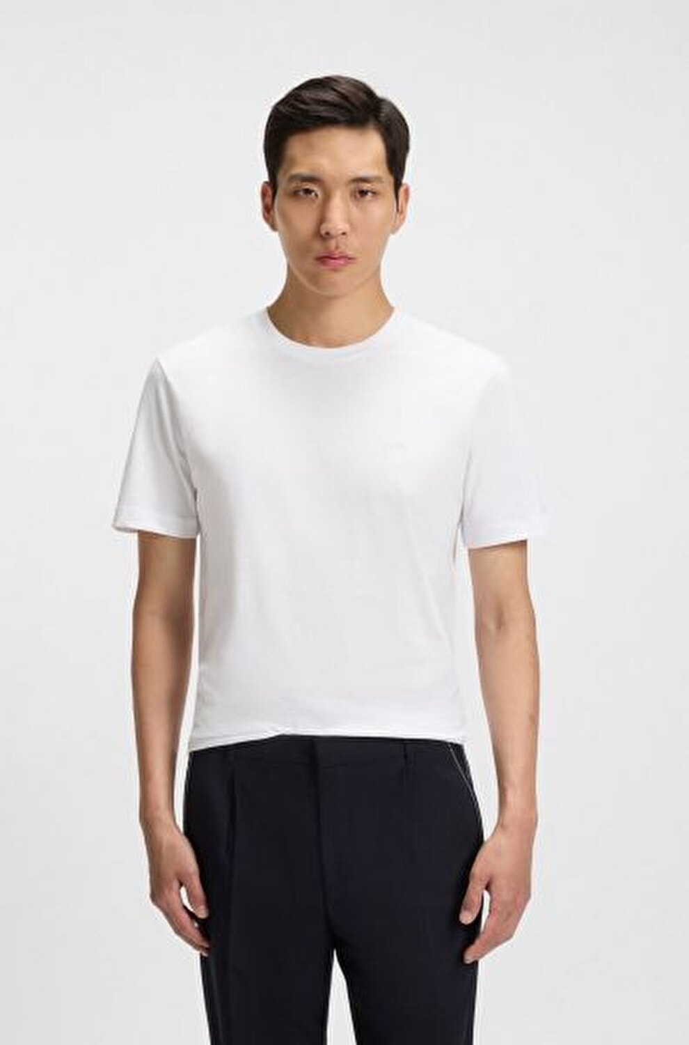 BEYAZ LOGOLU ERKEK T-SHIRT