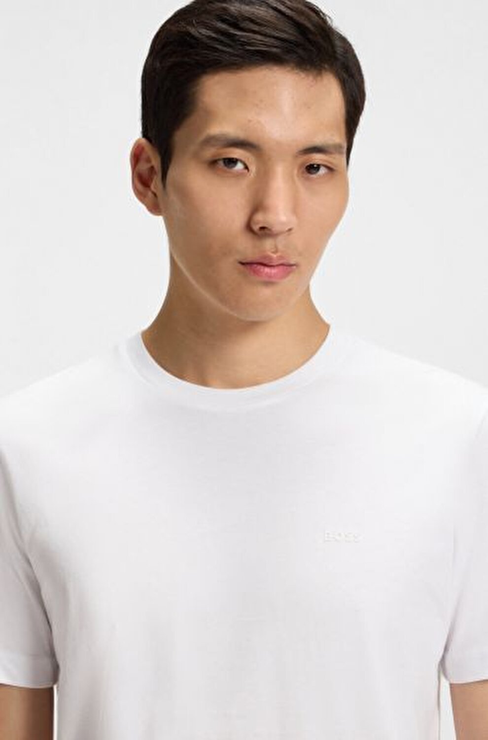 BEYAZ LOGOLU ERKEK T-SHIRT