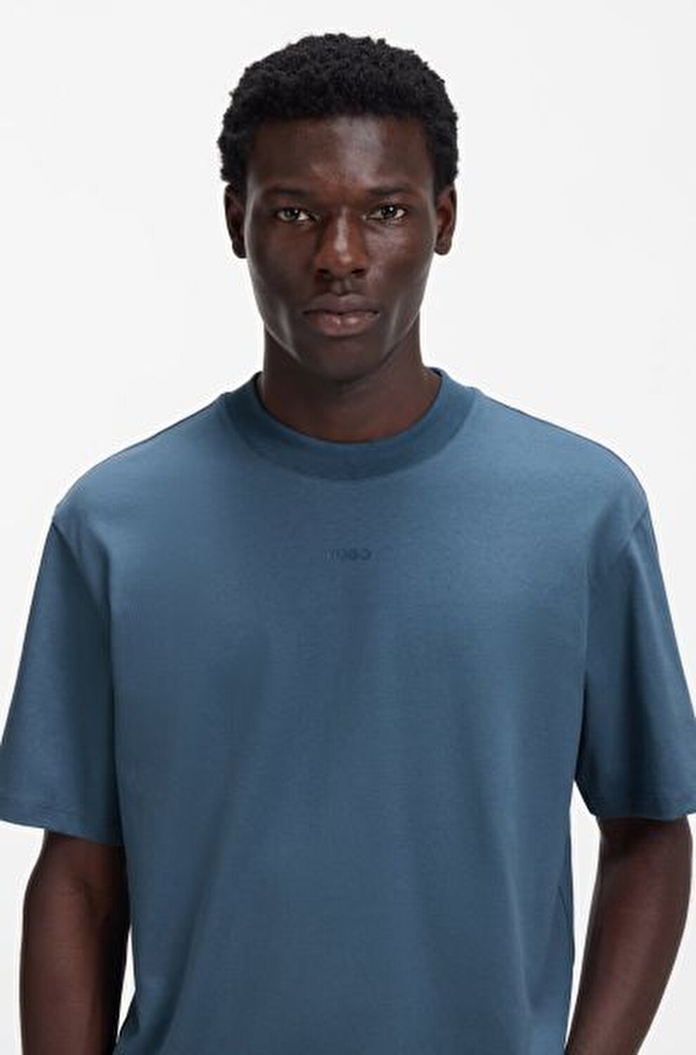 MAVİ LOGOLU ERKEK T-SHIRT