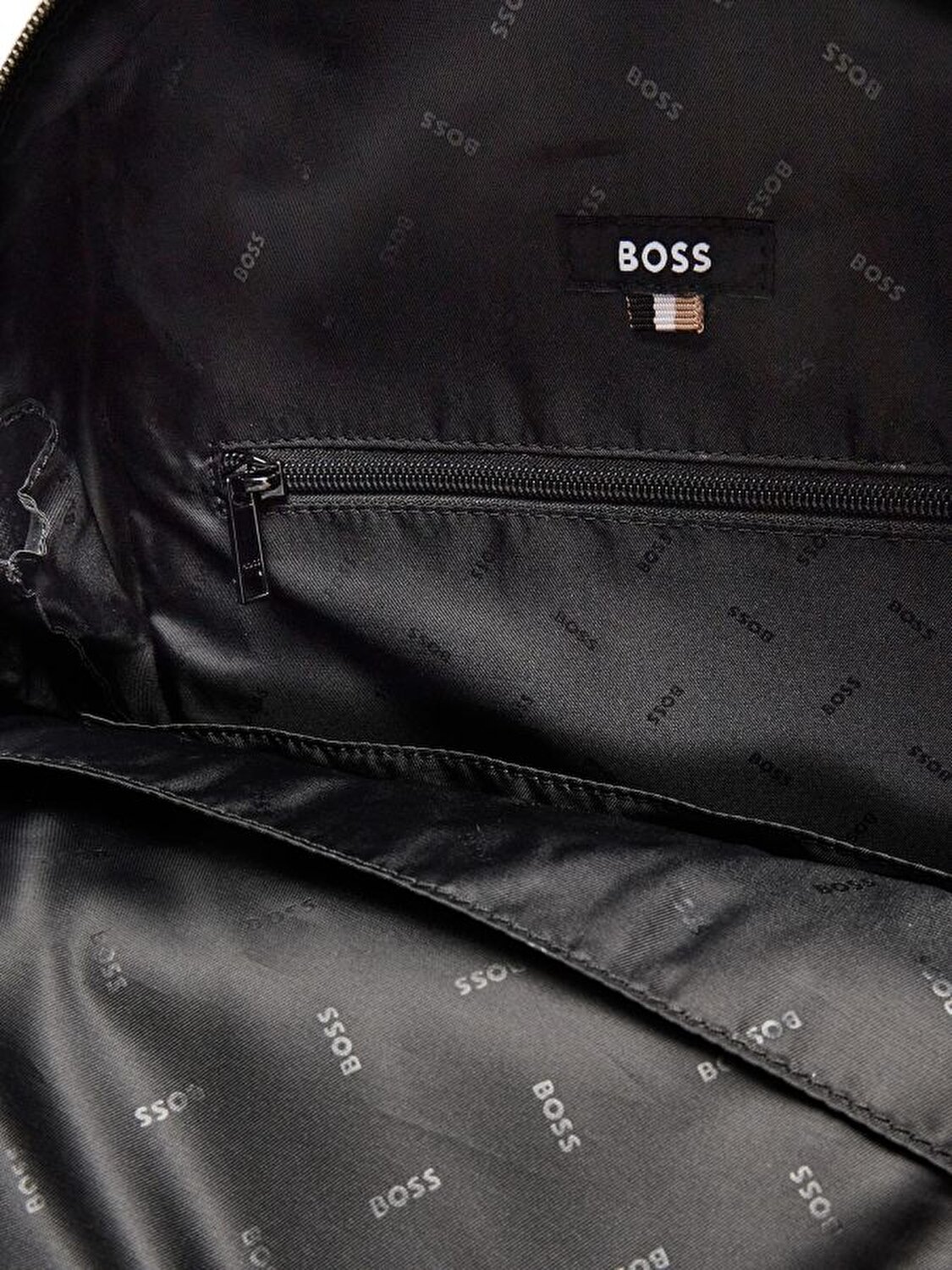 BACKPACK_MAN