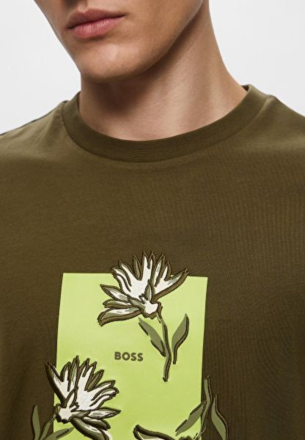 T-SHIRT