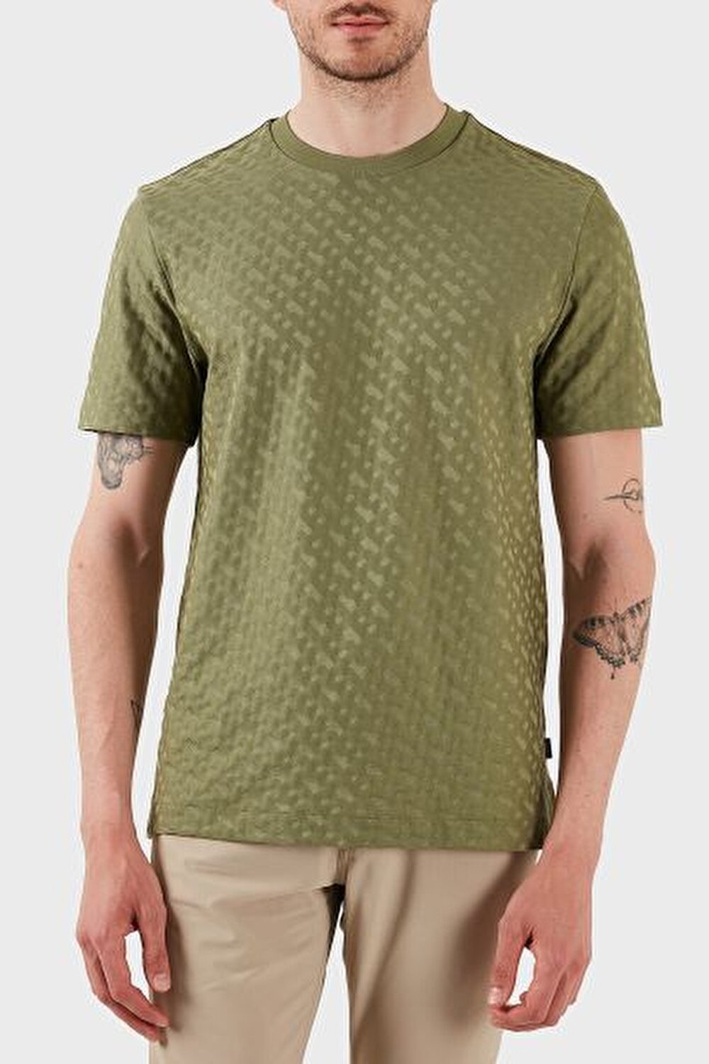 T-SHIRT