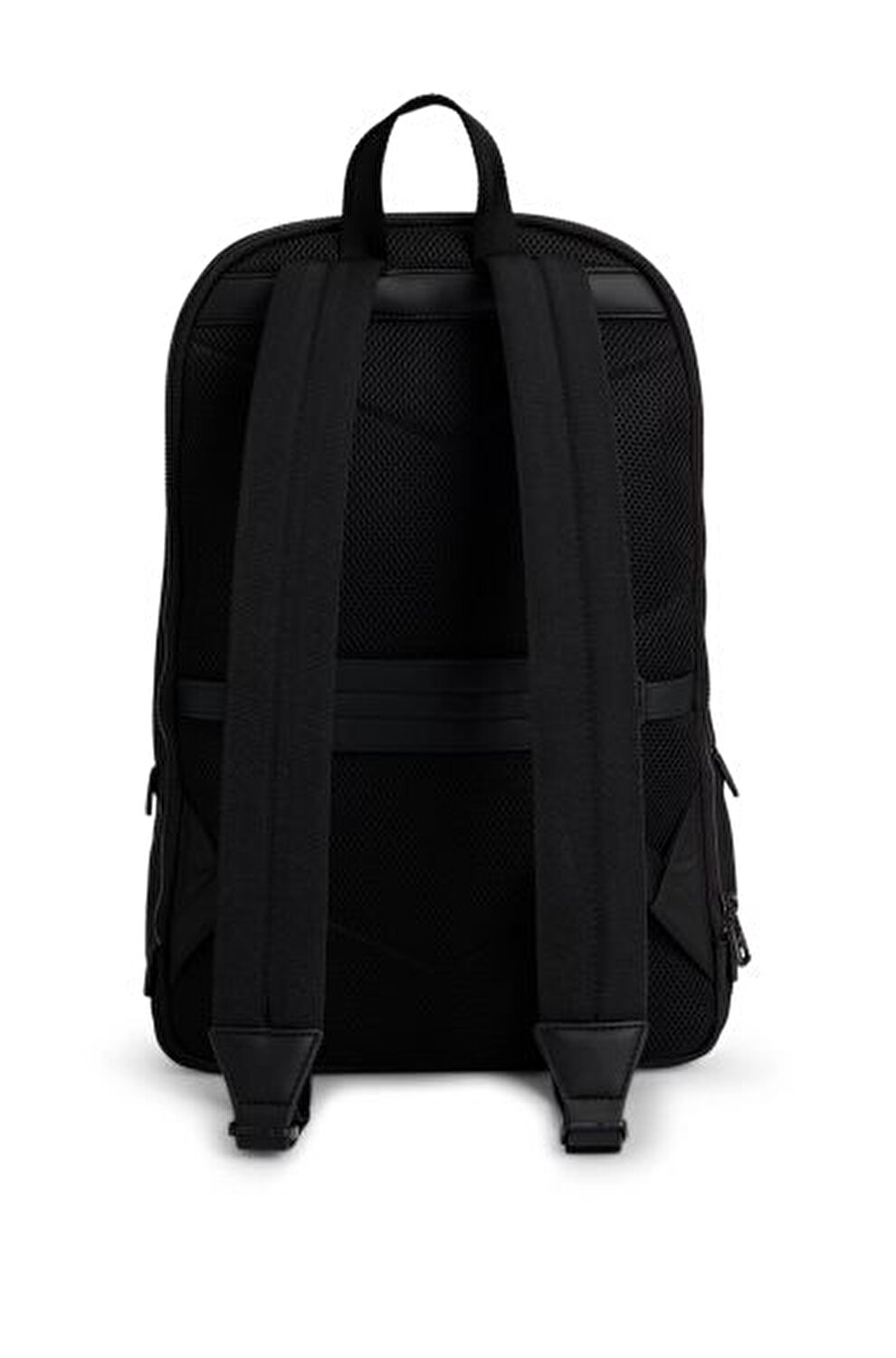 BACKPACK_MAN