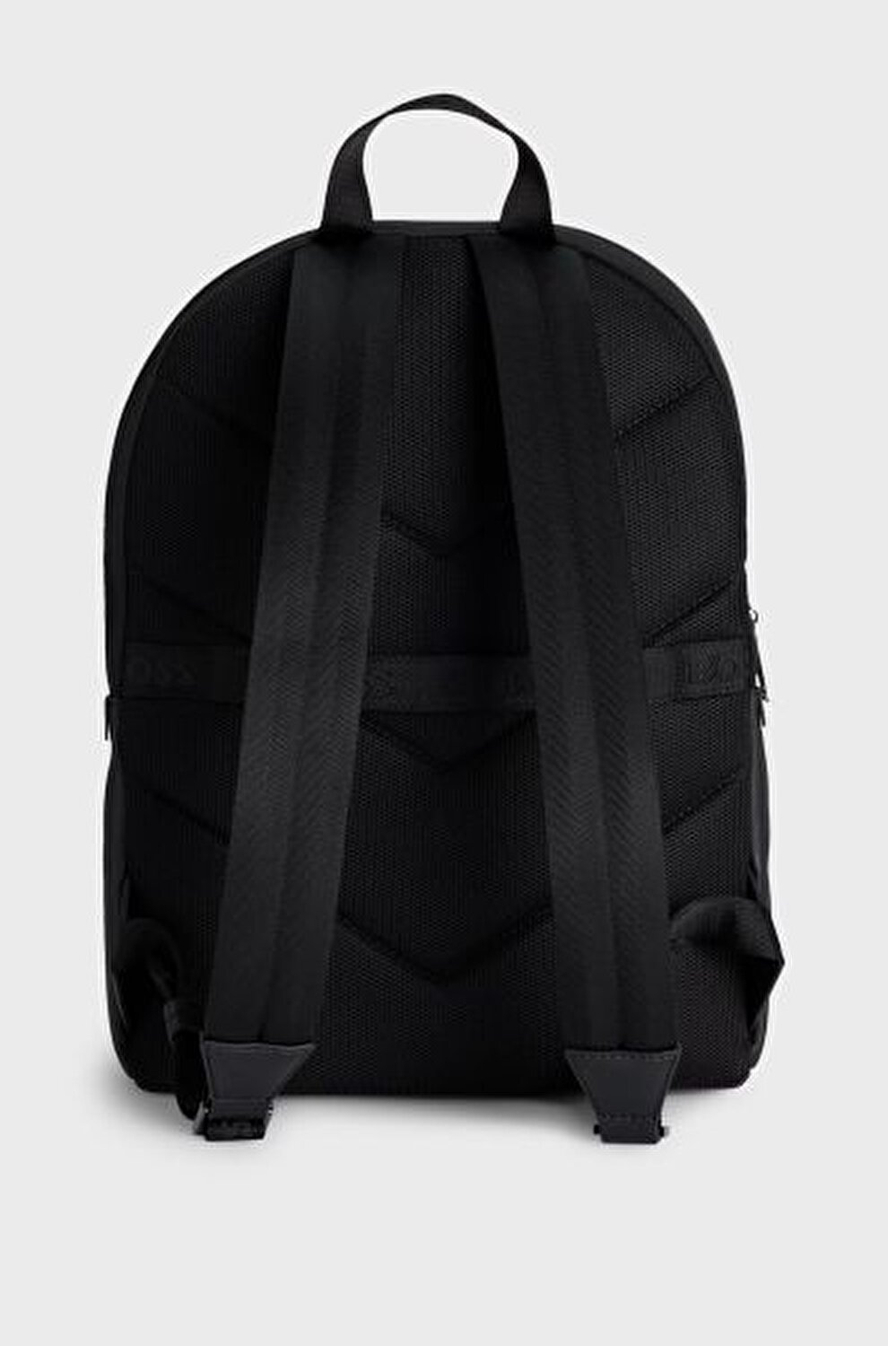 BACKPACK_MAN