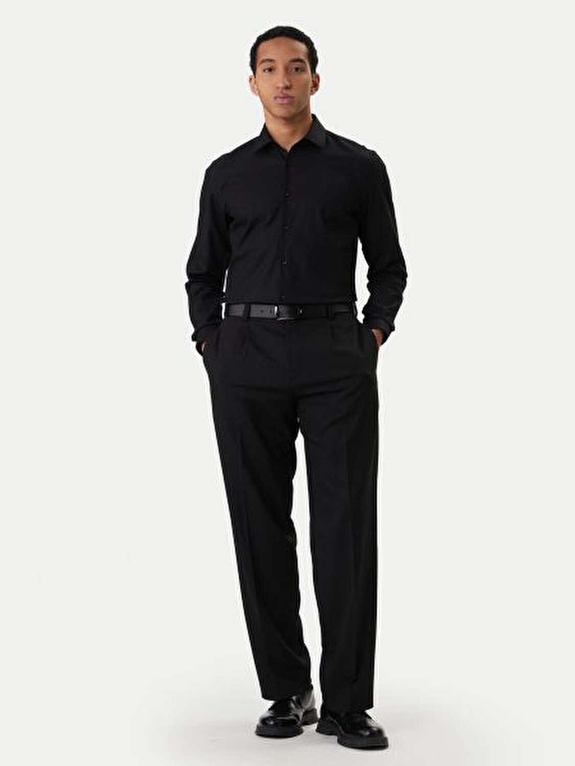 SİYAH ERKEK GÖMLEK