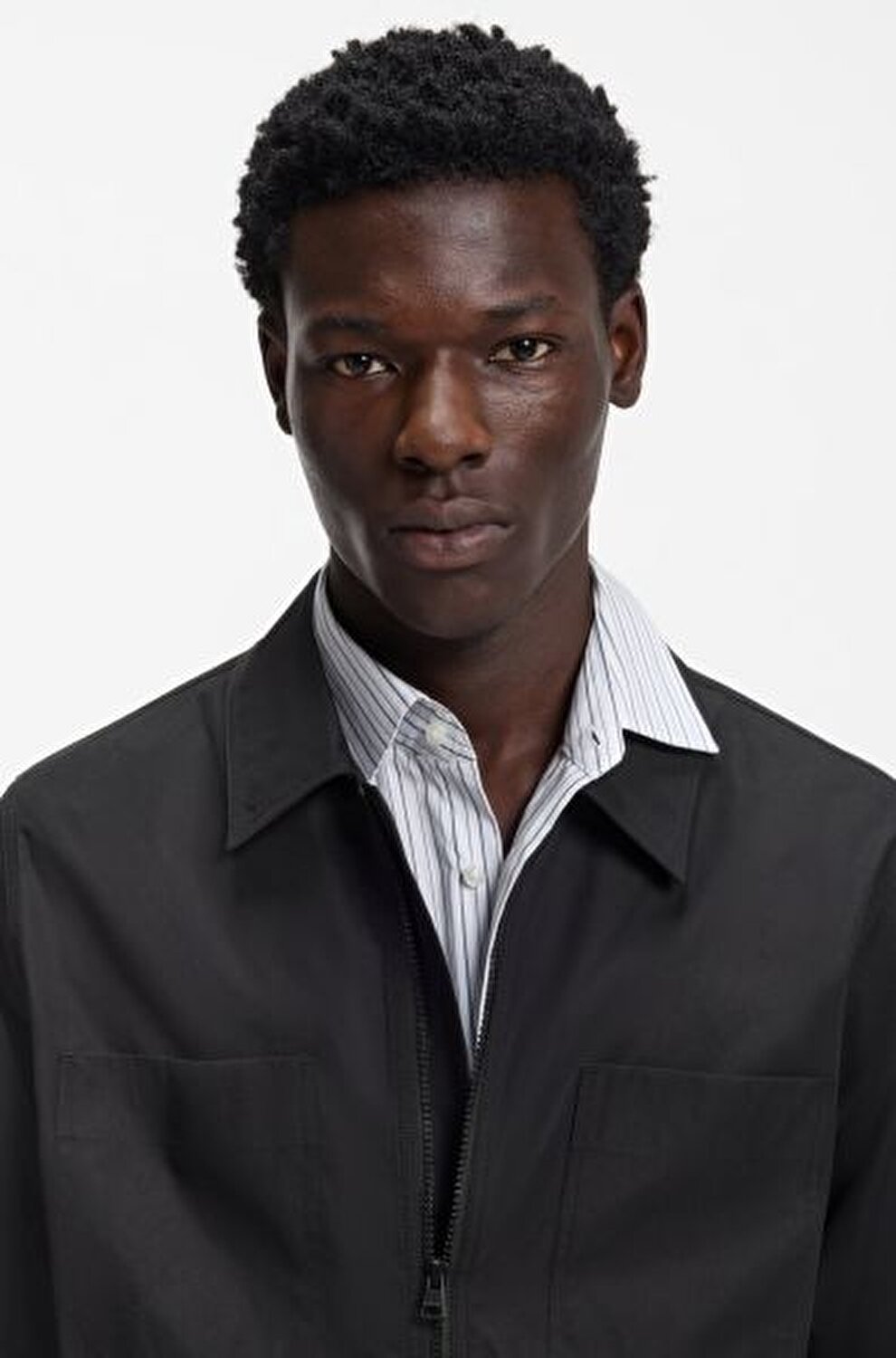 SİYAH LOGOLU ERKEK GÖMLEK