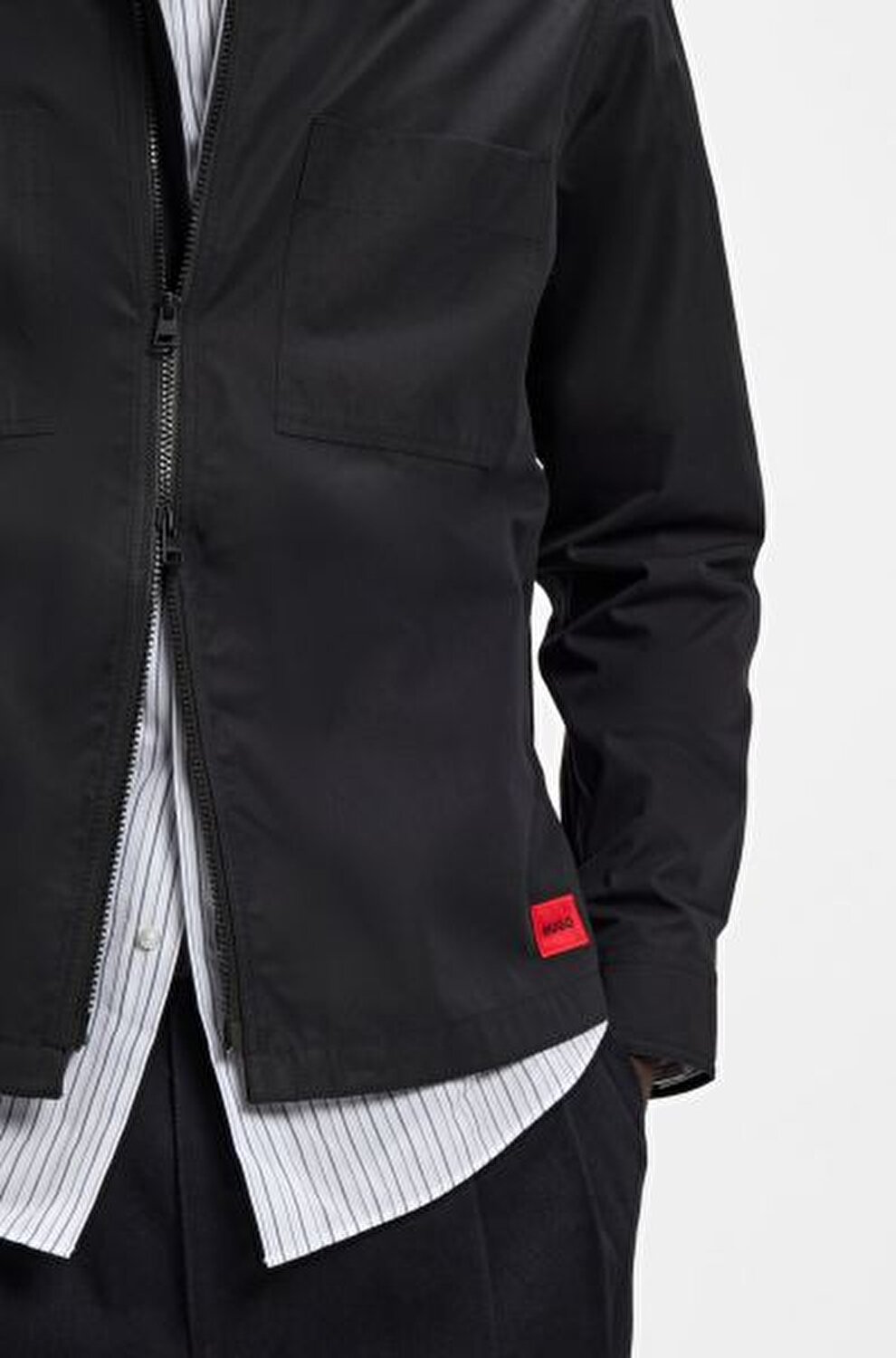 SİYAH LOGOLU ERKEK GÖMLEK