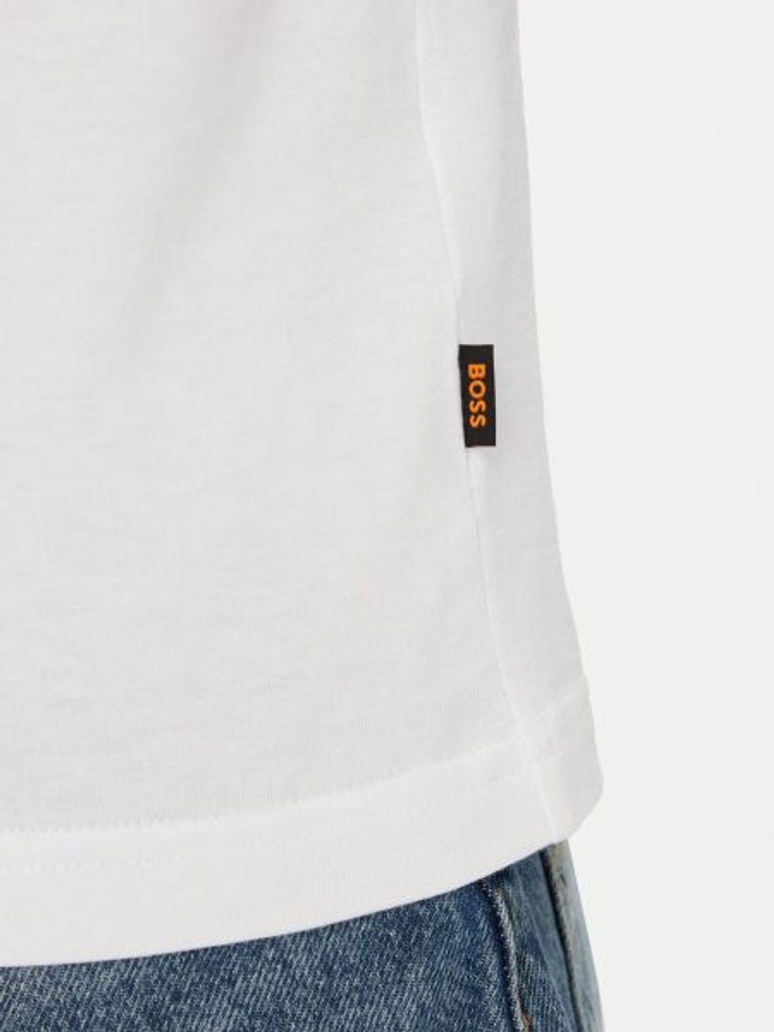 BEYAZ BASKILI ERKEK T-SHIRT