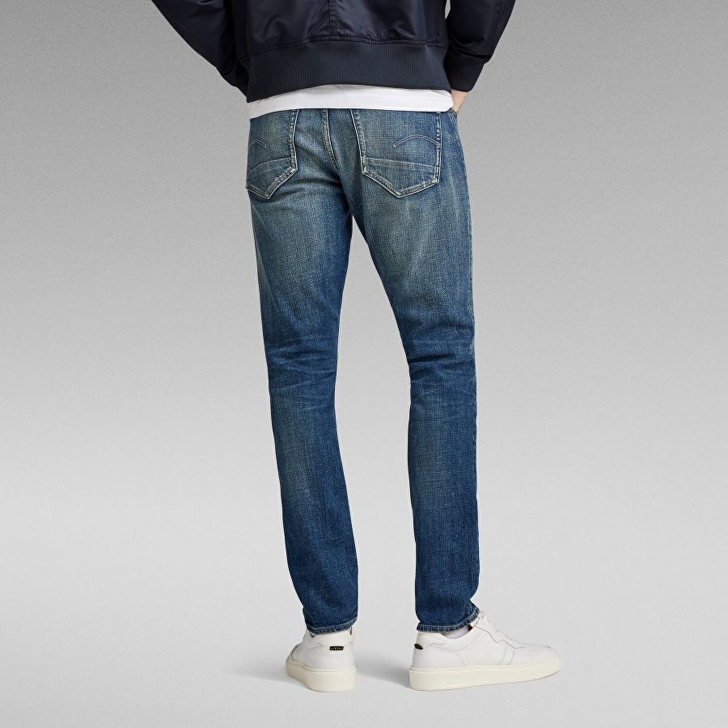 3301 Slim