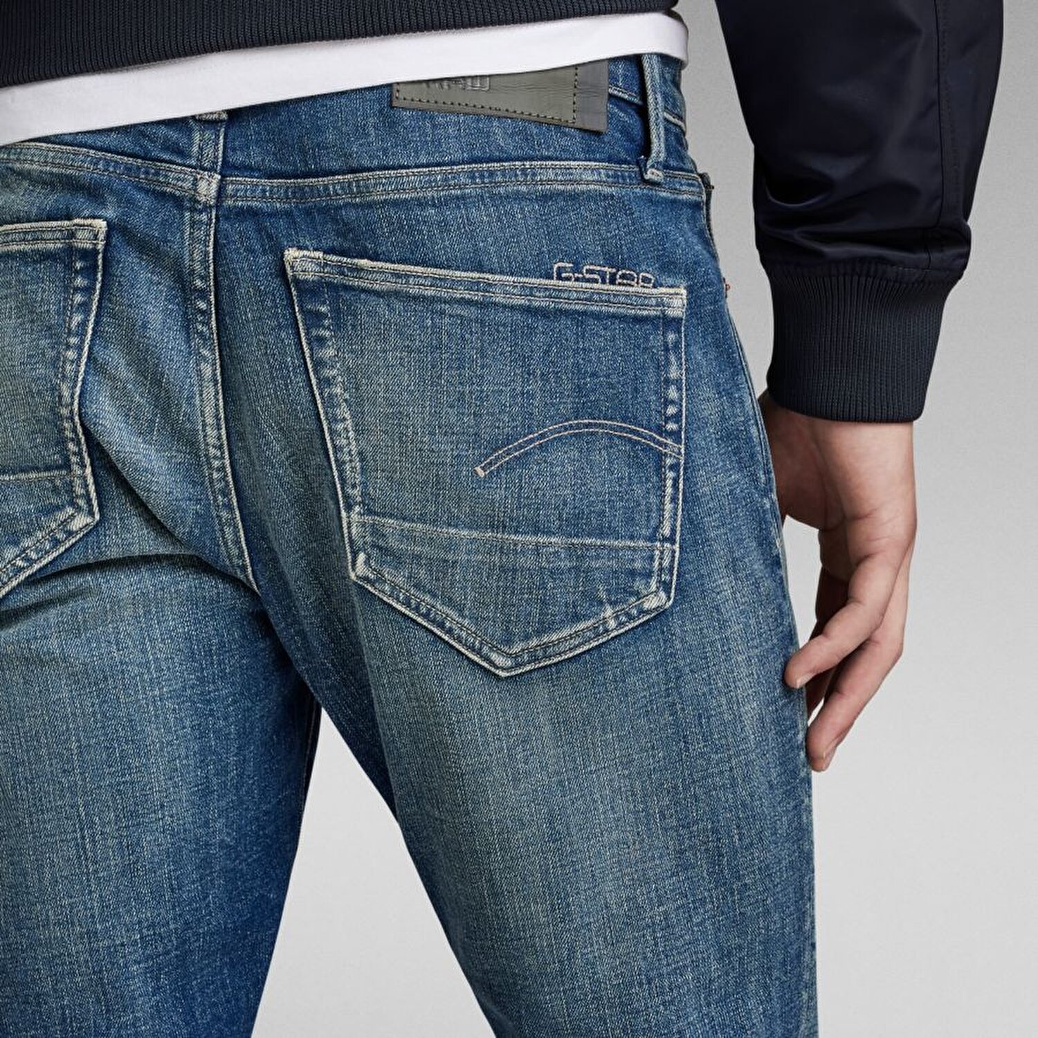 3301 Slim