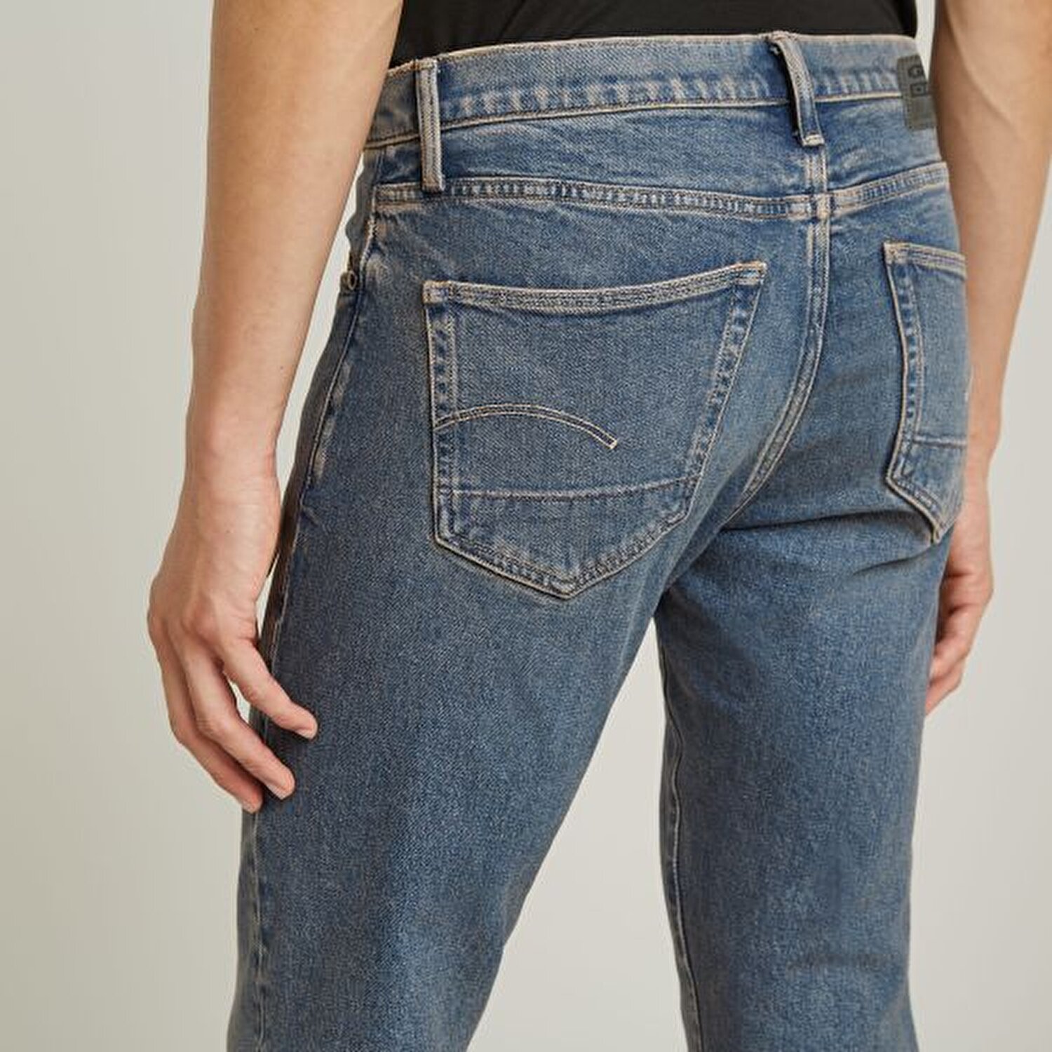 3301 Slim