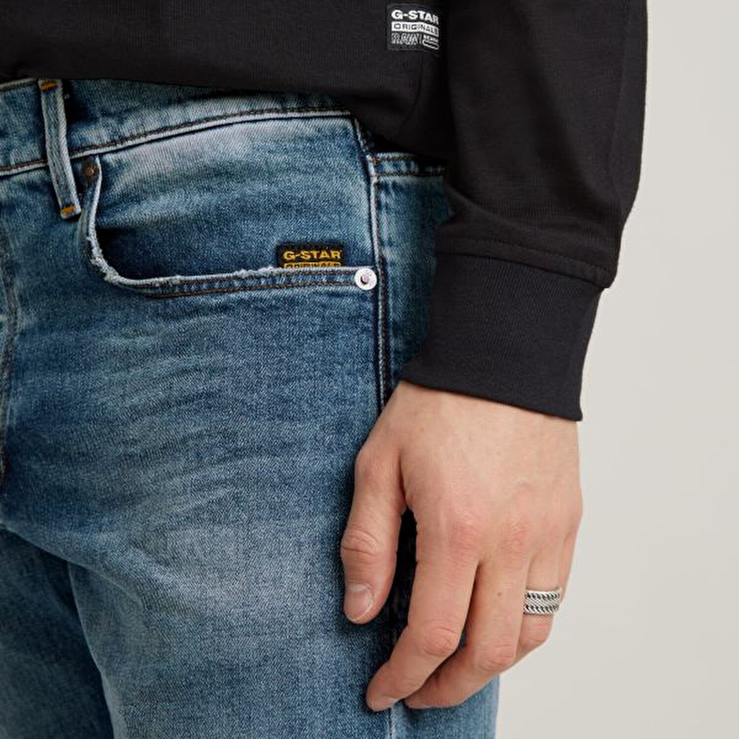 3301 Regular Tapered