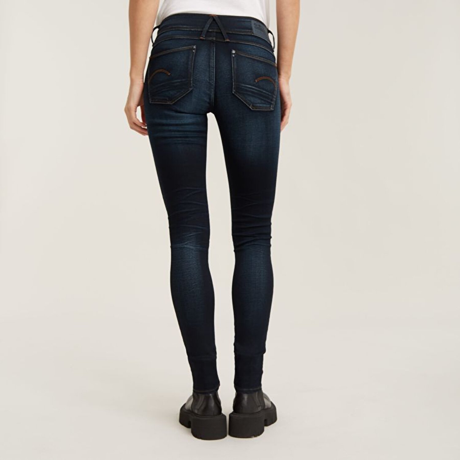 Lynn Skinny Wmn