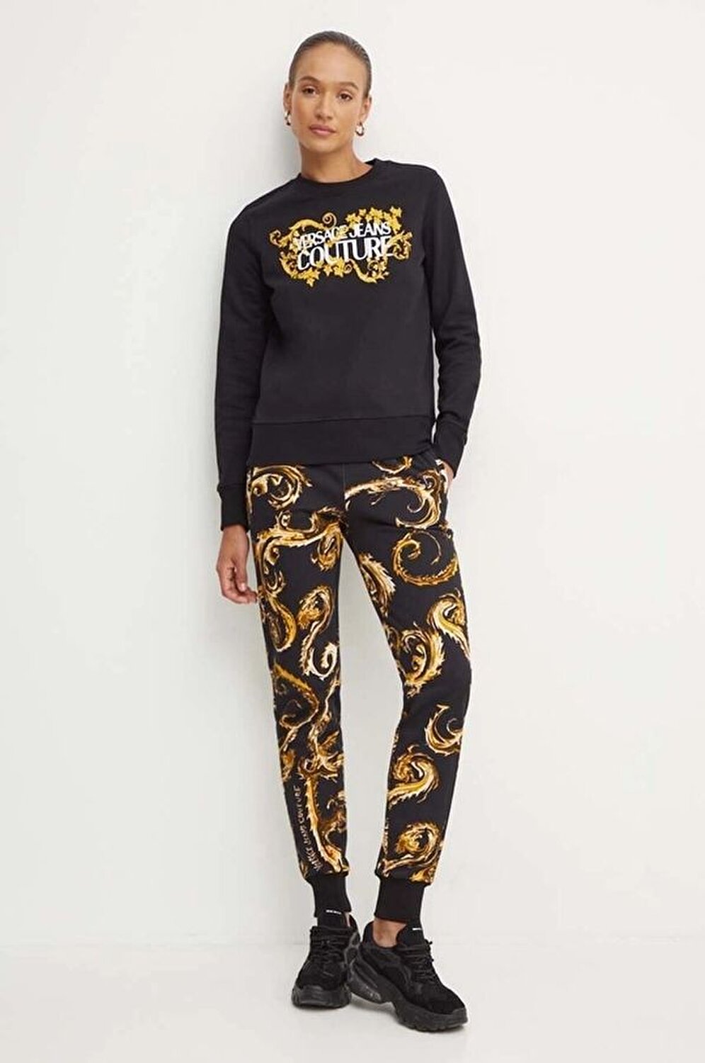 VERSACE JEANS Siyah KADIN SWEATSHIRT 8052019630701 JeansLab