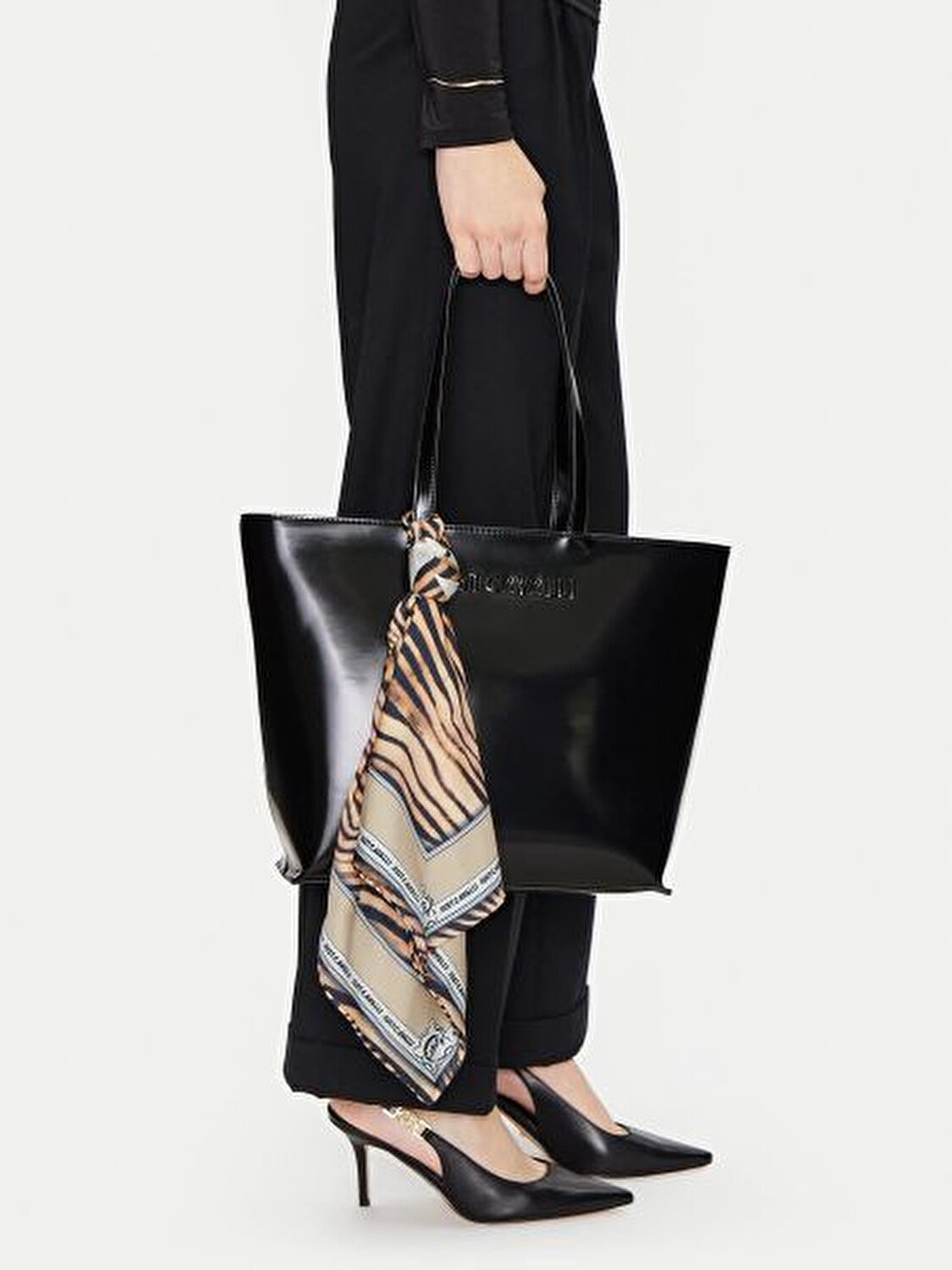 JC H _ CHAIN FOULARD - STYLE 10