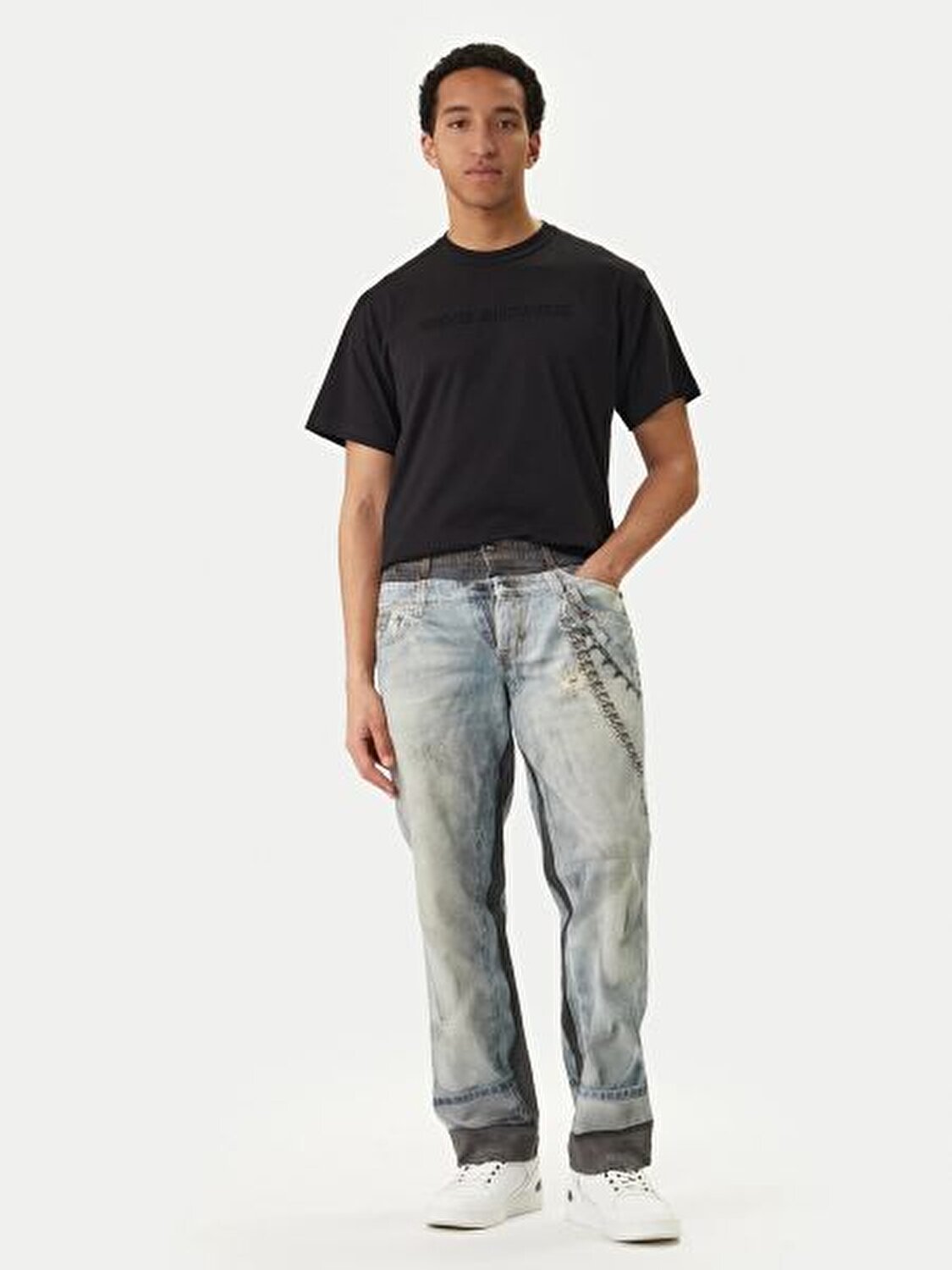 SİYAH LOGOLU ERKEK T-SHIRT