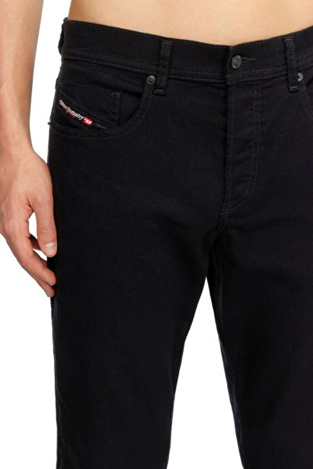Diesel Erkek Tapered Fit Siyah Jean (2023 D-FINITIVE)
