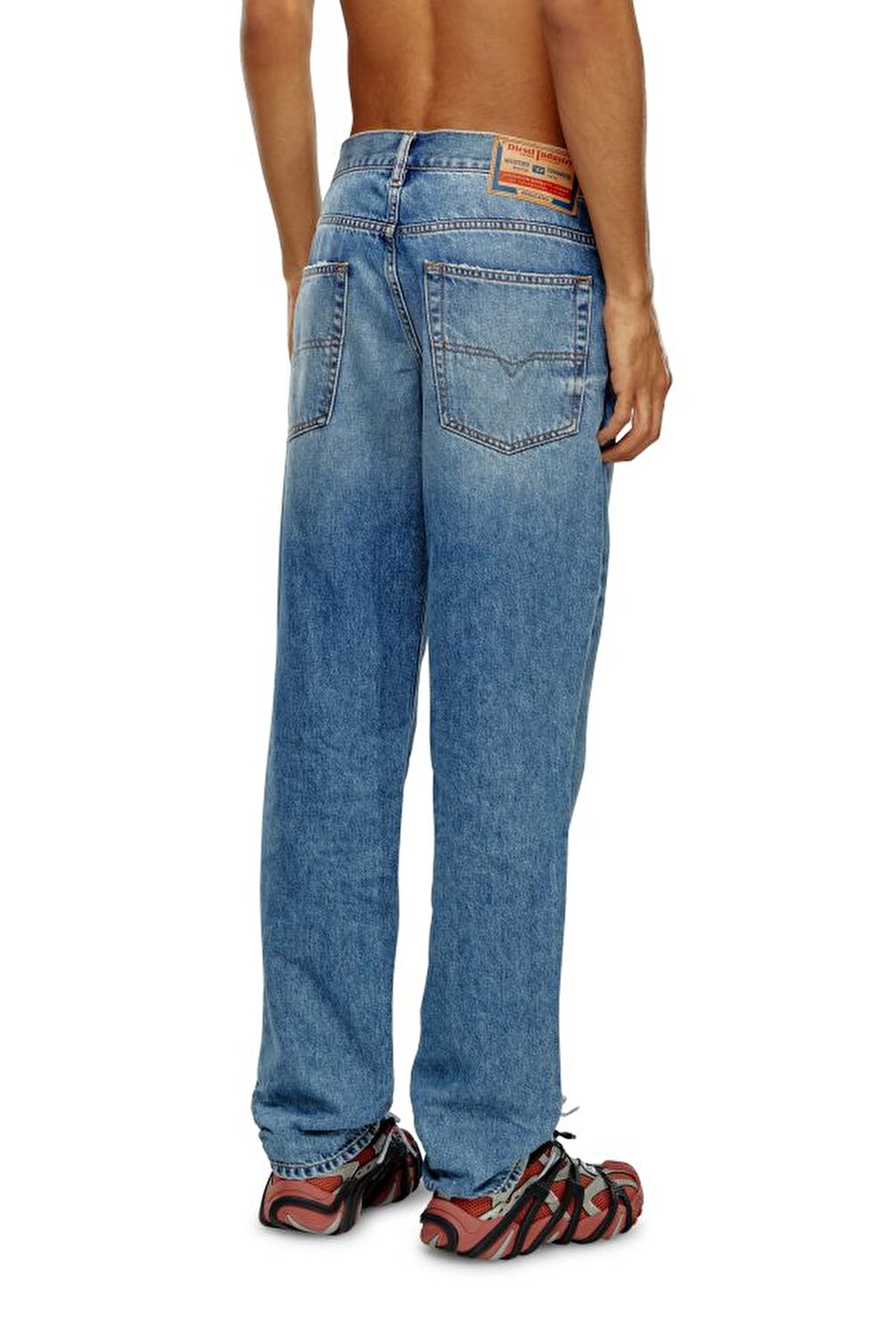 Diesel Erkek Tapered Fit Mavi Jean (2023 D-FINITIVE)