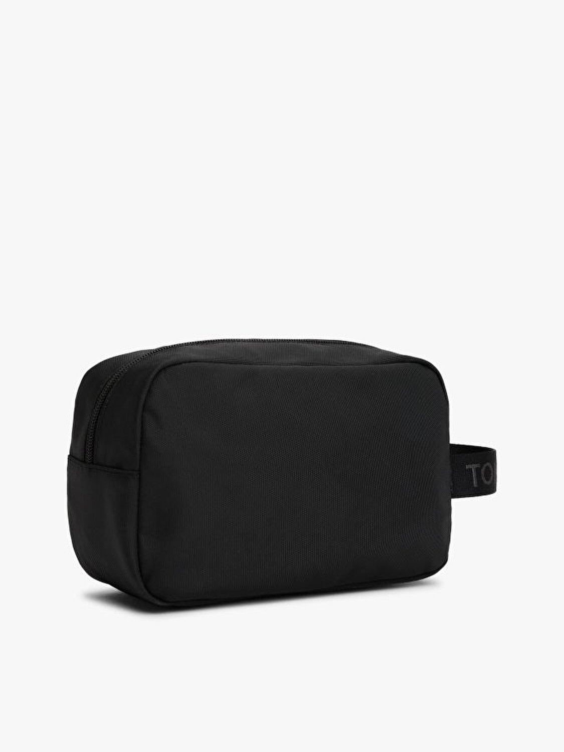 TJM ESS DAILY WASHBAG