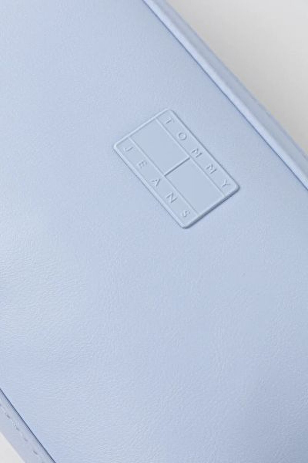 TJW ESS MUST CONVERTIBLE CAMERA