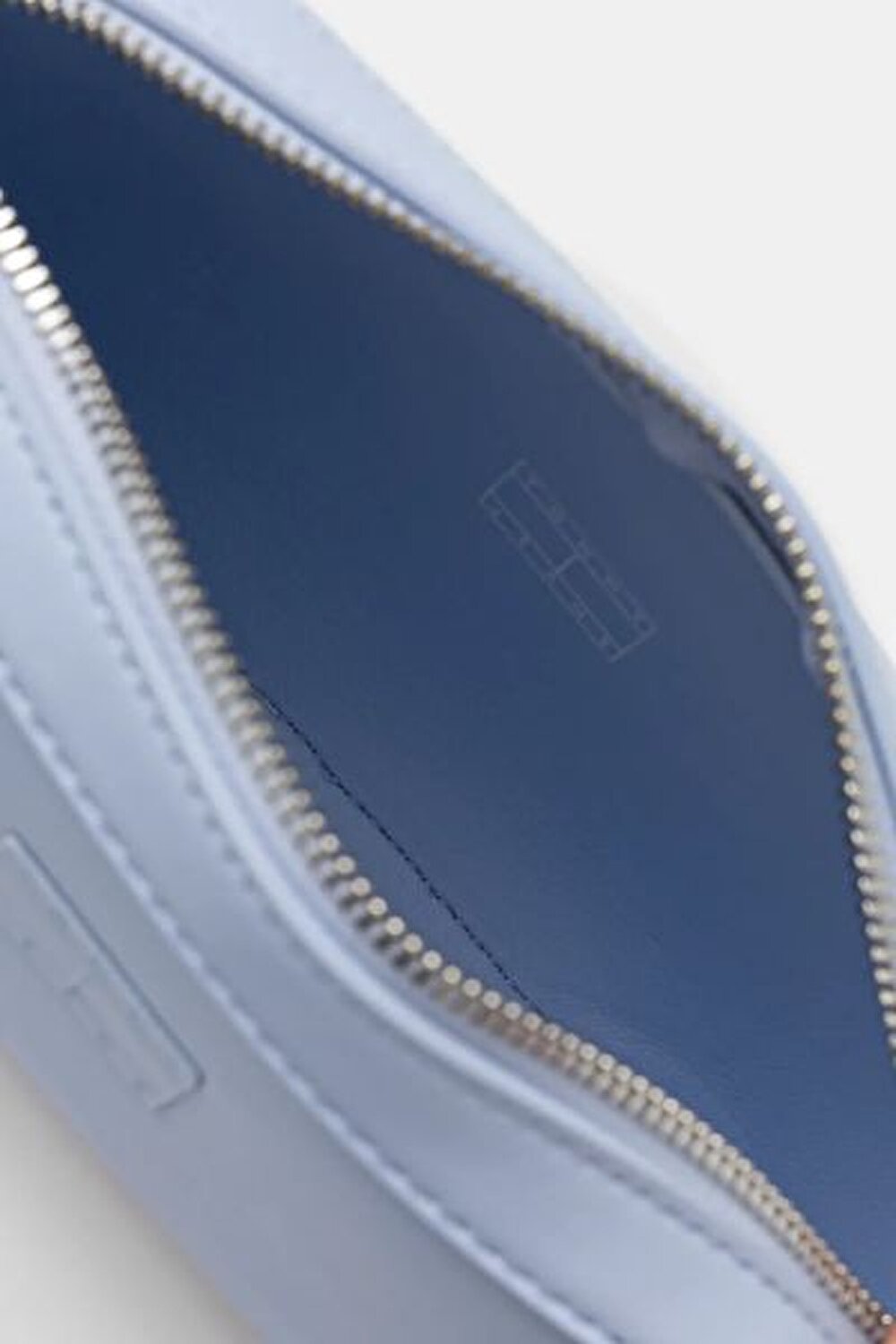 TJW ESS MUST CONVERTIBLE CAMERA