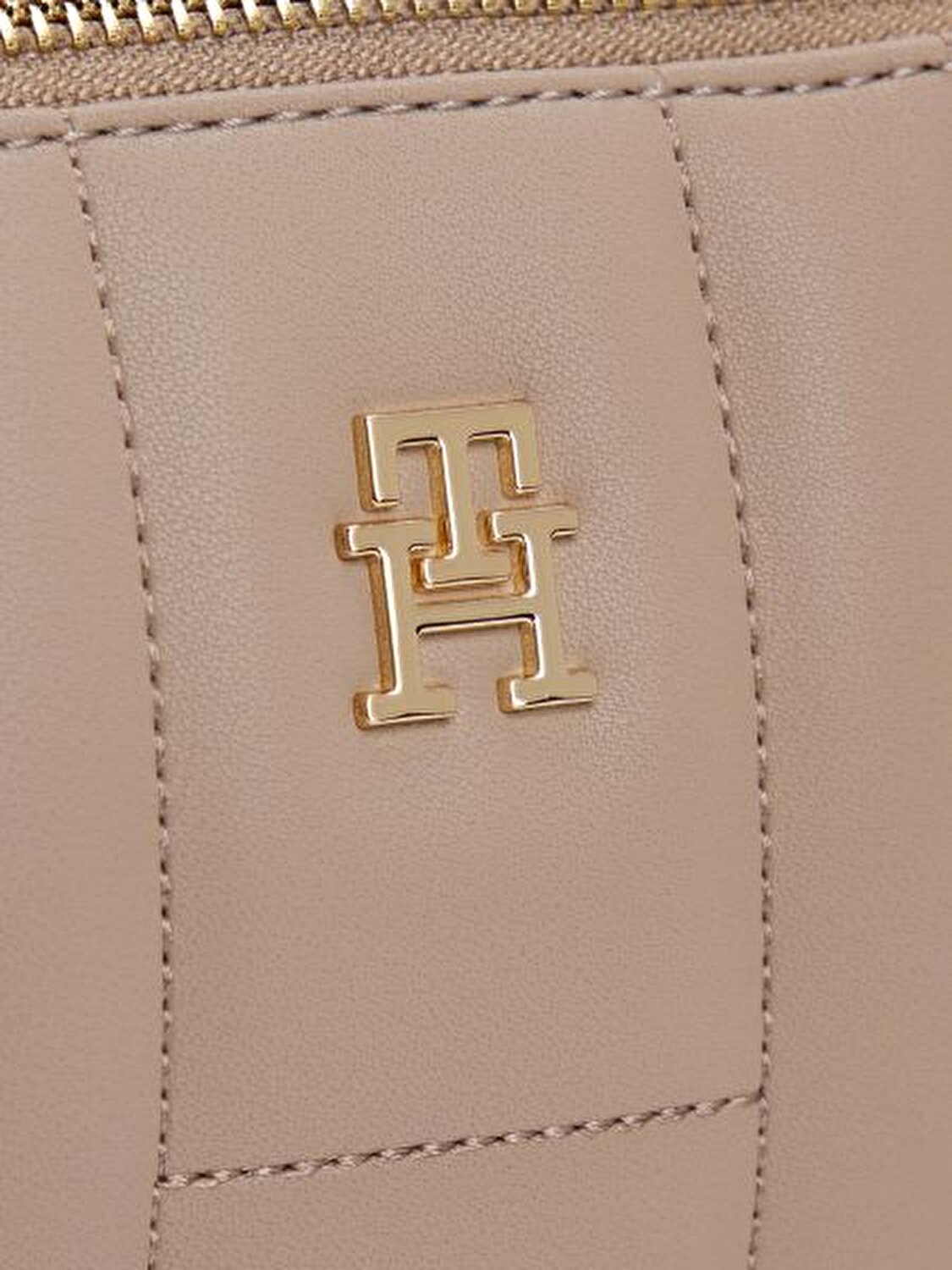 TH FEMININE CONV CAMERA BAG