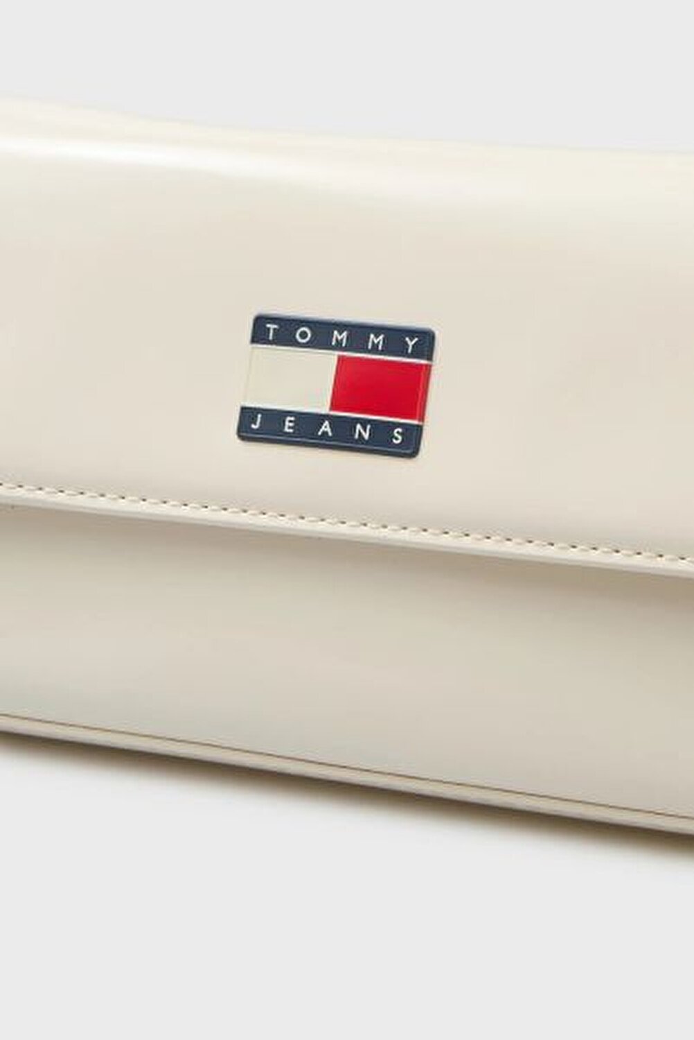 TJW MUST FLAP CROSSOVER