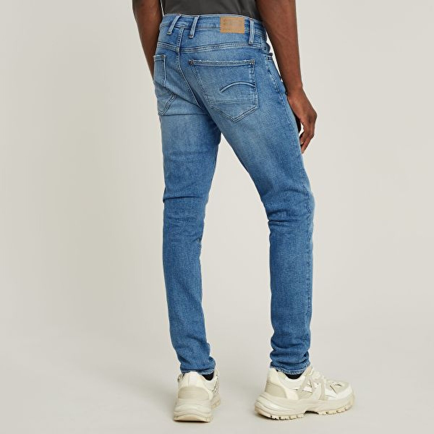Revend FWD Skinny