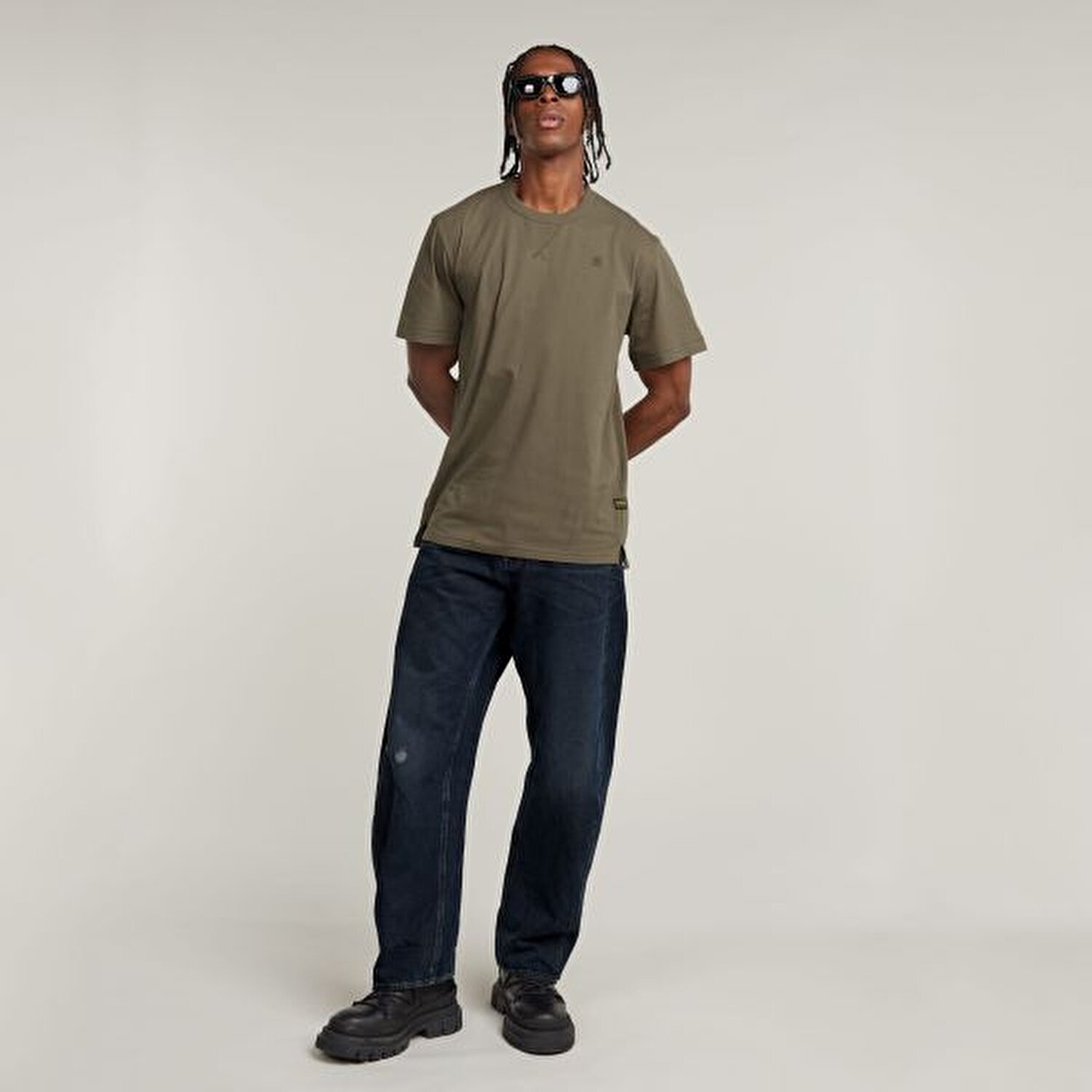 T-SHIRT