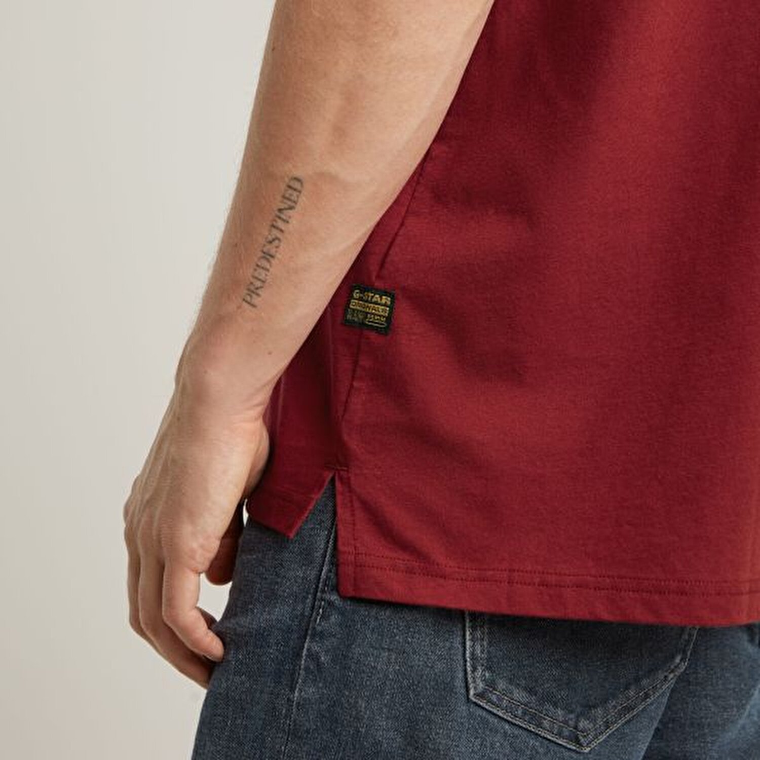 T-SHIRT