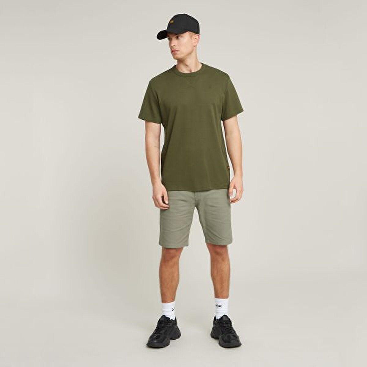 T-SHIRT