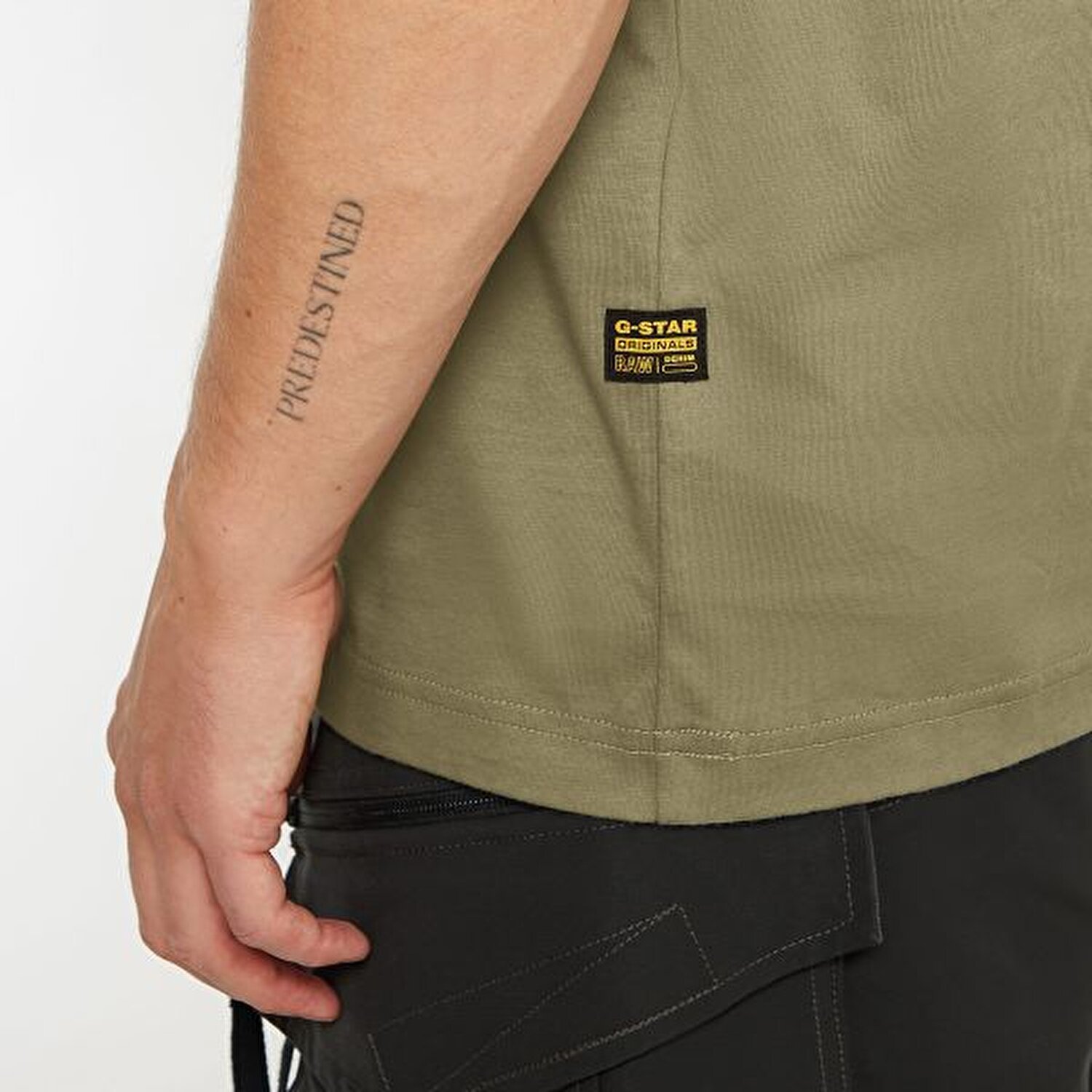 T-SHIRT