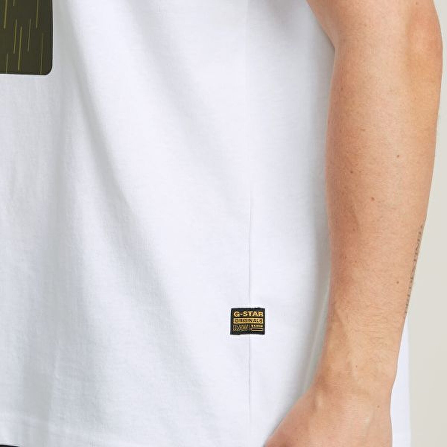 T-SHIRT