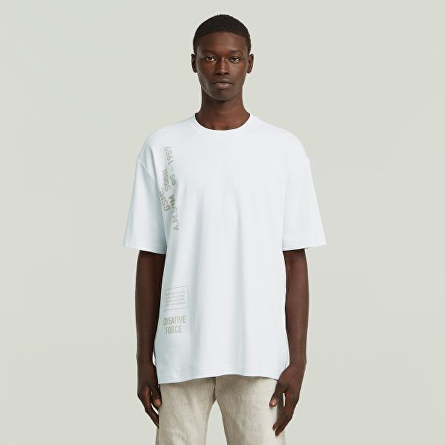 BEYAZ BASKILI ERKEK T-SHIRT