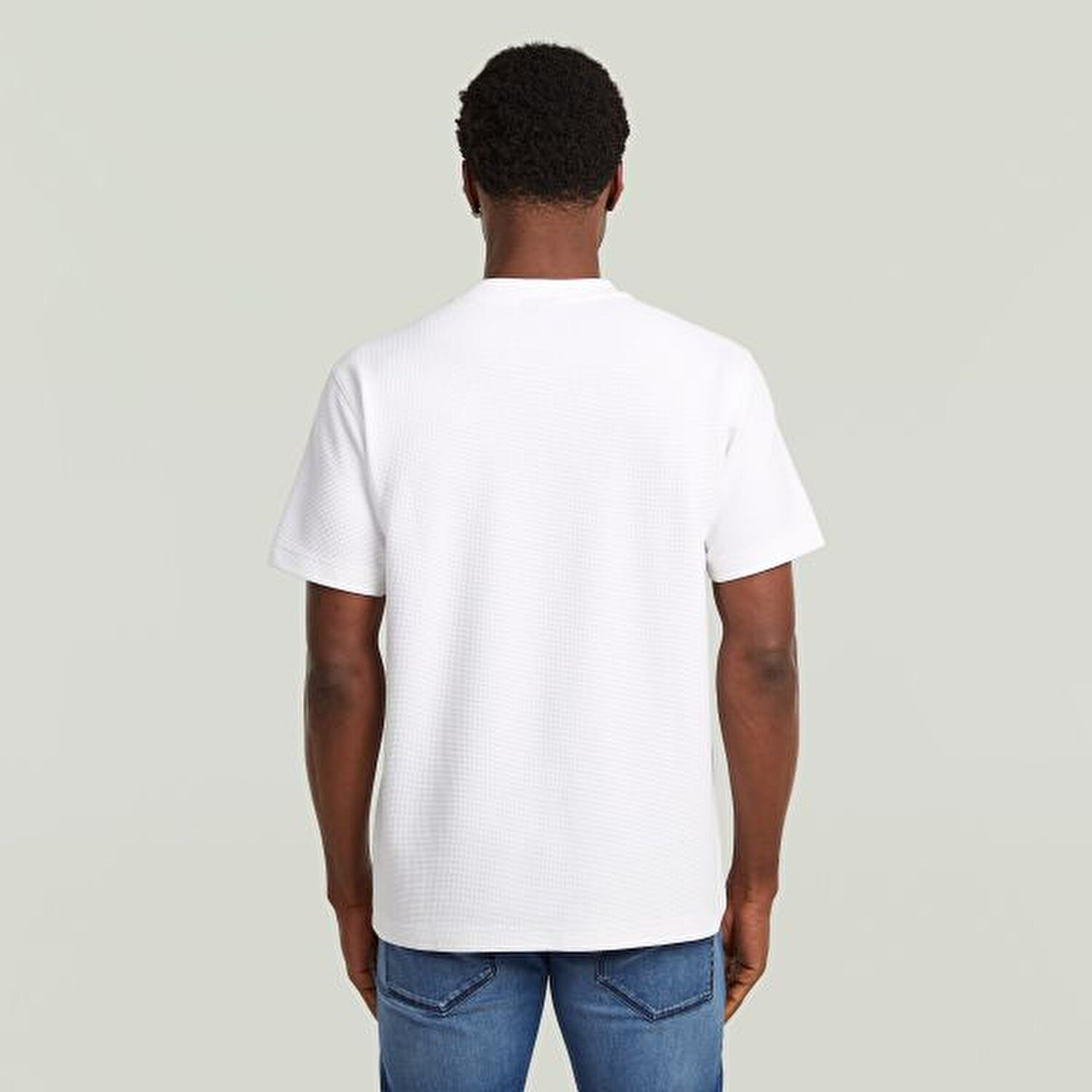 BEYAZ LOGOLU ERKEK T-SHIRT