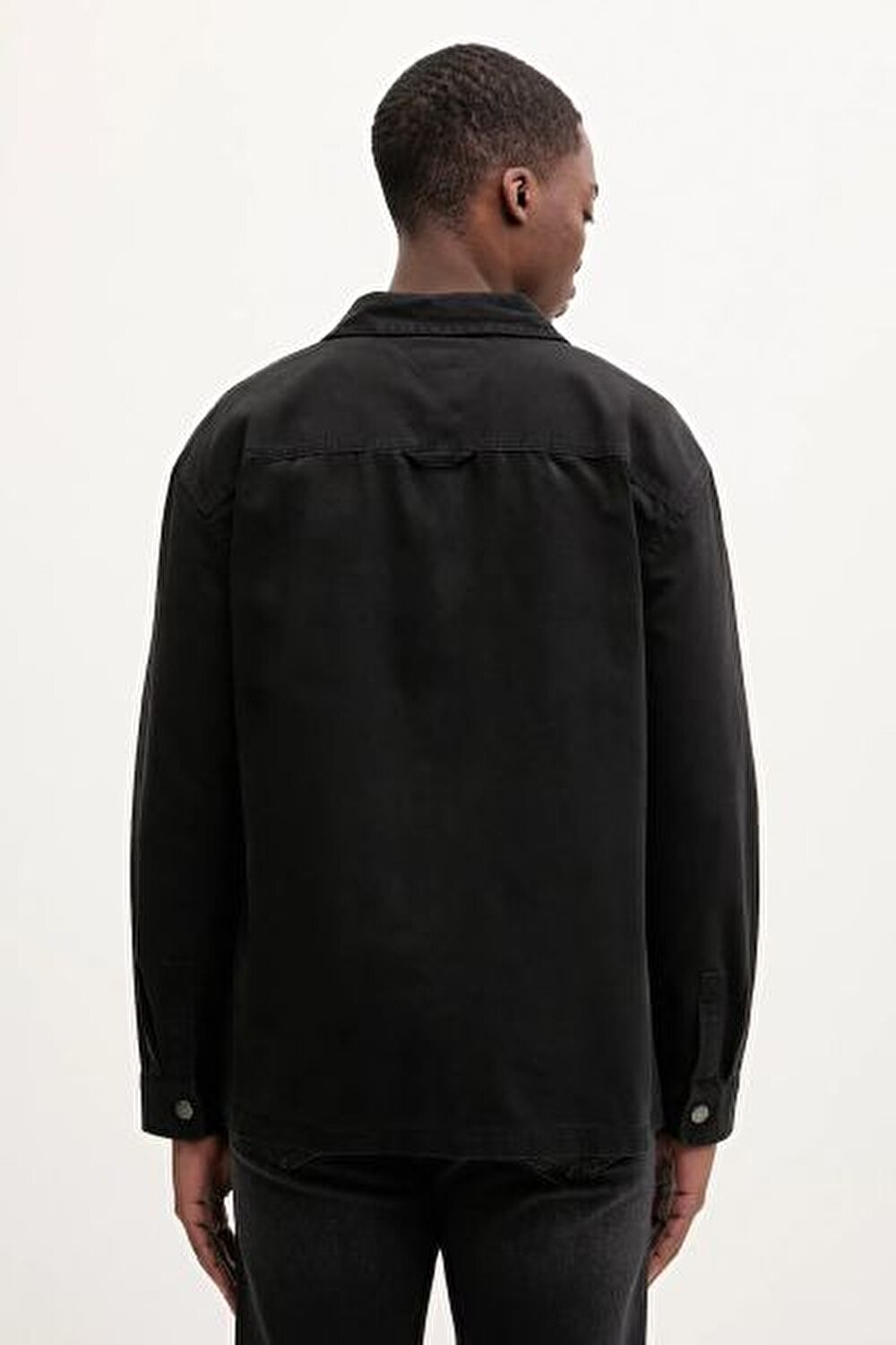 SİYAH LOGOLU ERKEK GÖMLEK