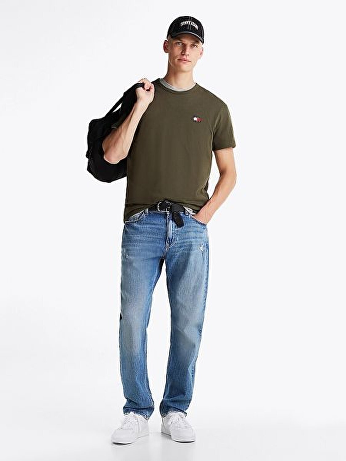 T-SHIRT