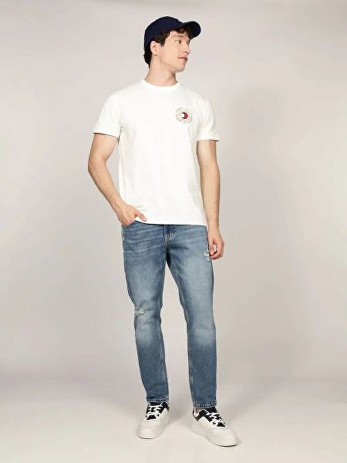 T-SHIRT