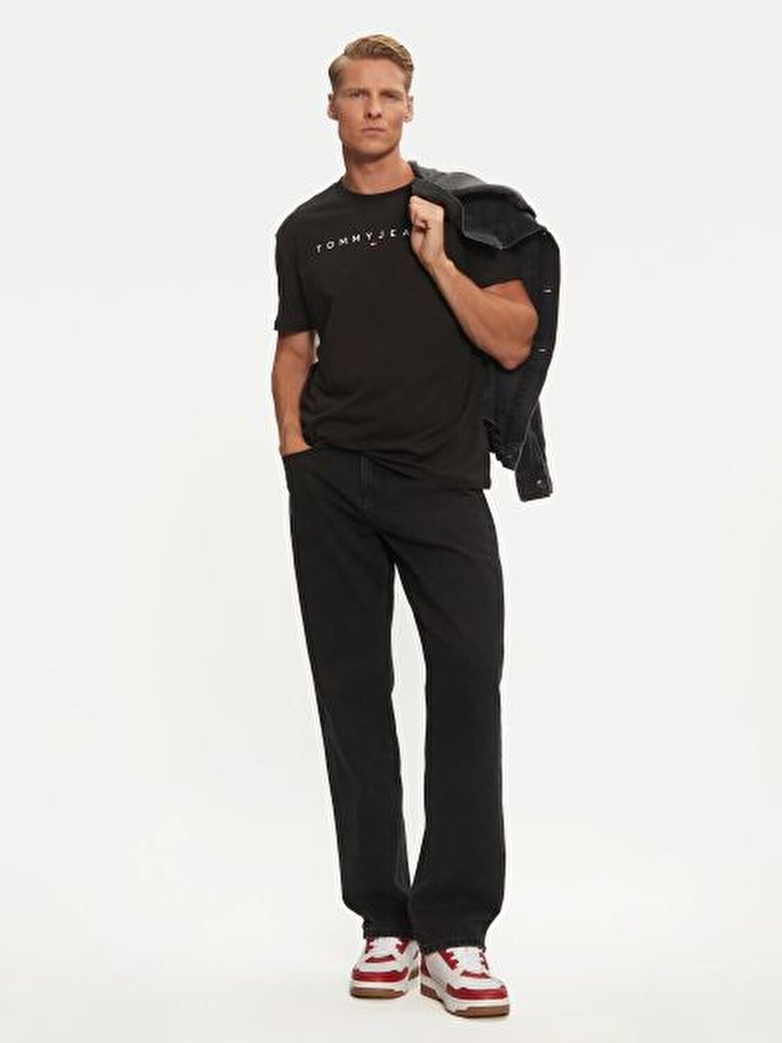 T-SHIRT