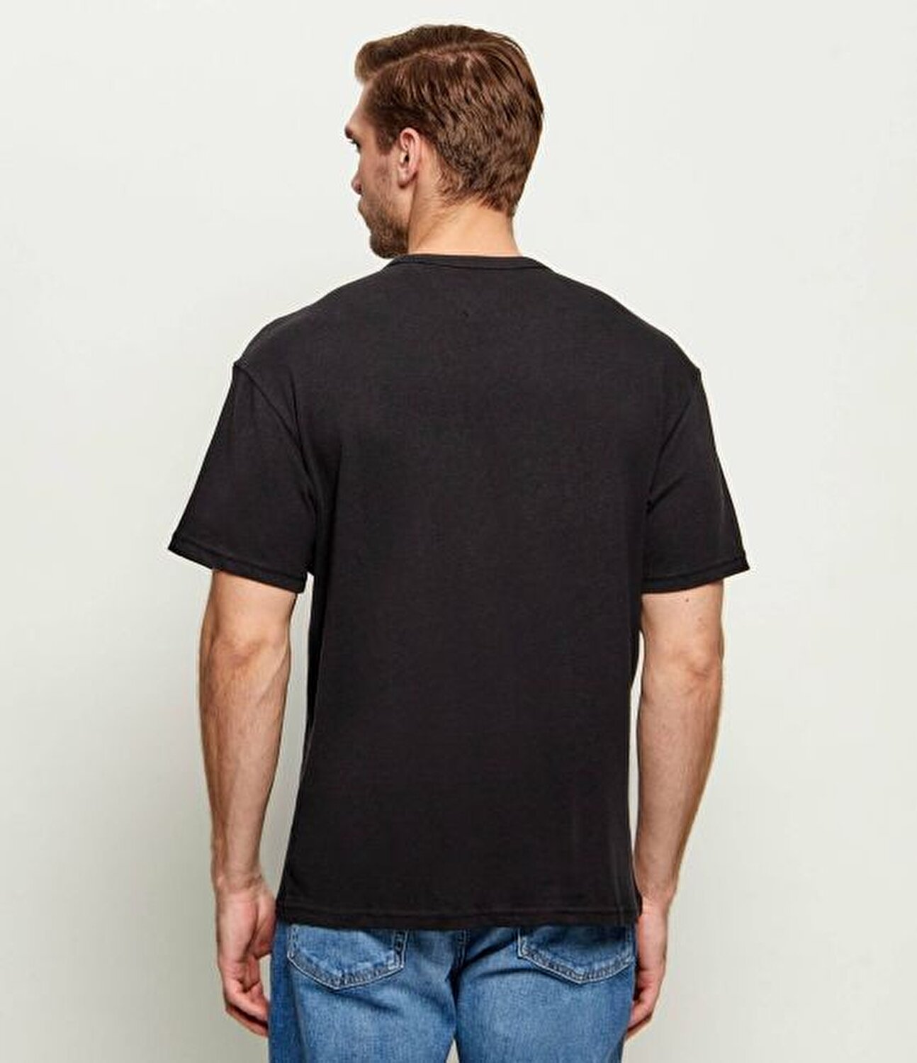 SİYAH LOGOLU ERKEK T-SHIRT