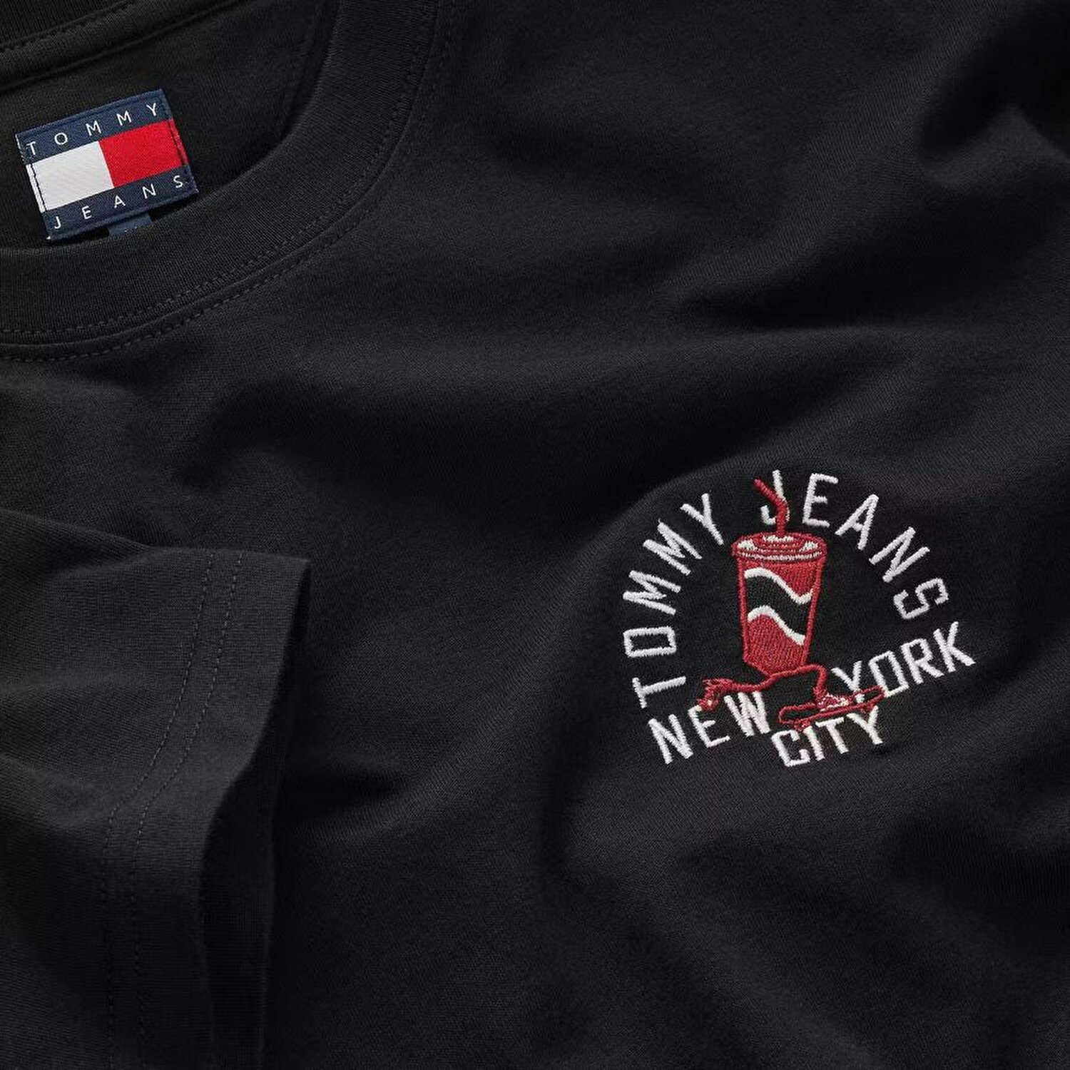 T-SHIRT