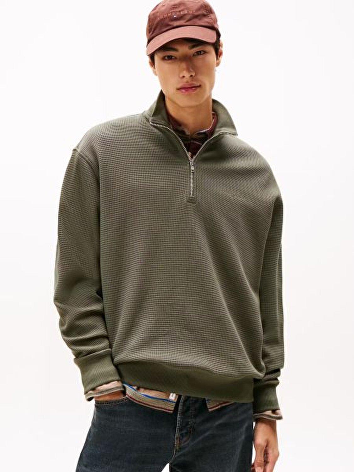 SWEATSHIRT