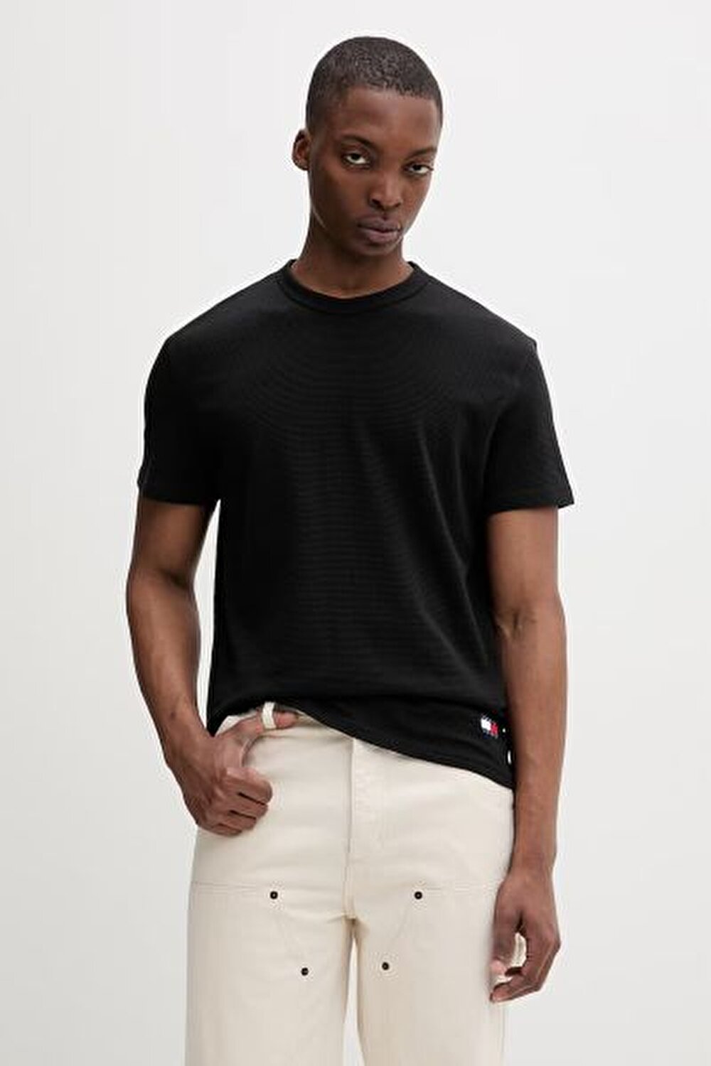 SİYAH LOGOLU ERKEK T-SHIRT