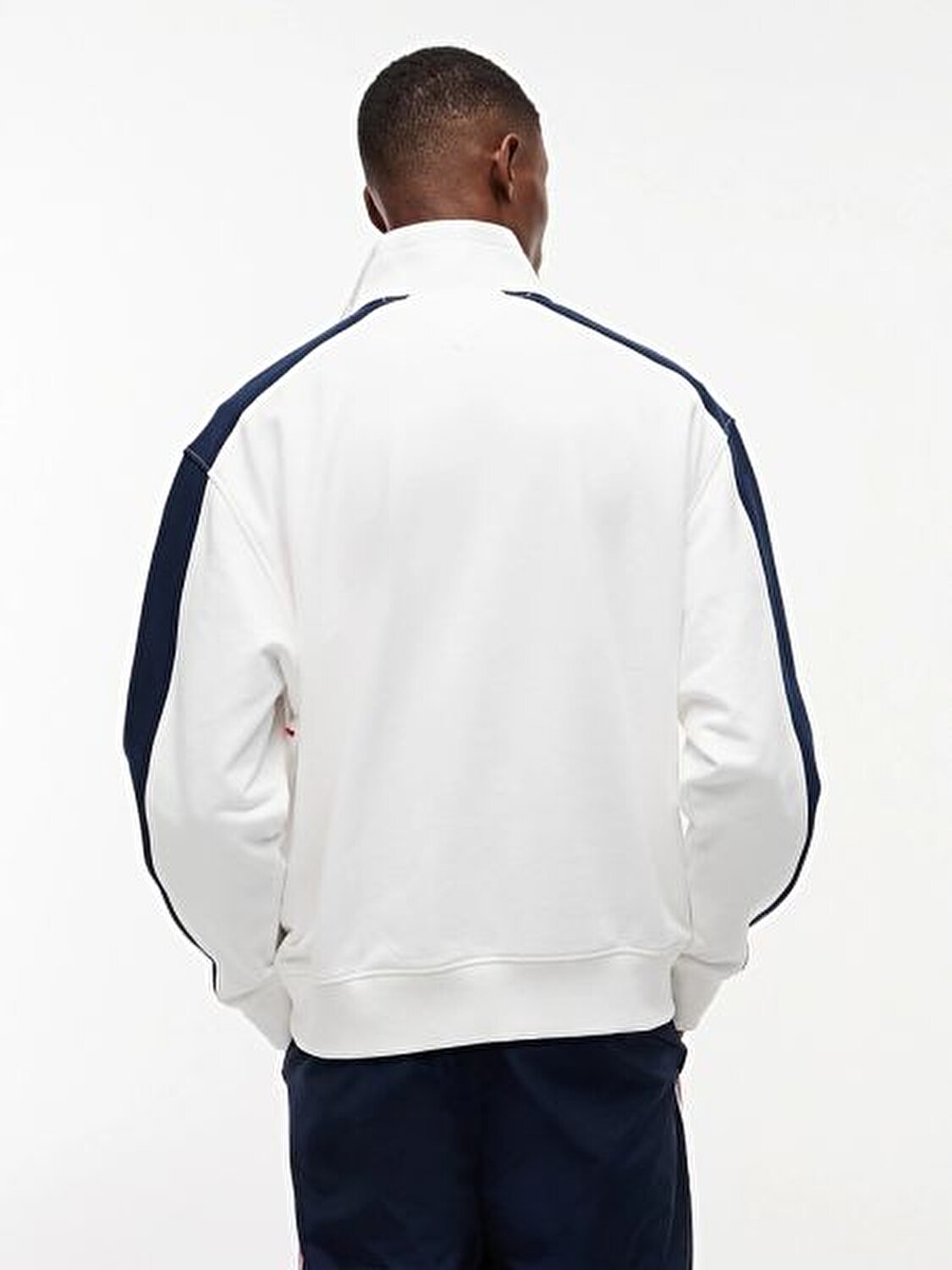 BEYAZ LOGOLU FERMUARLI ERKEK SWEATSHIRT