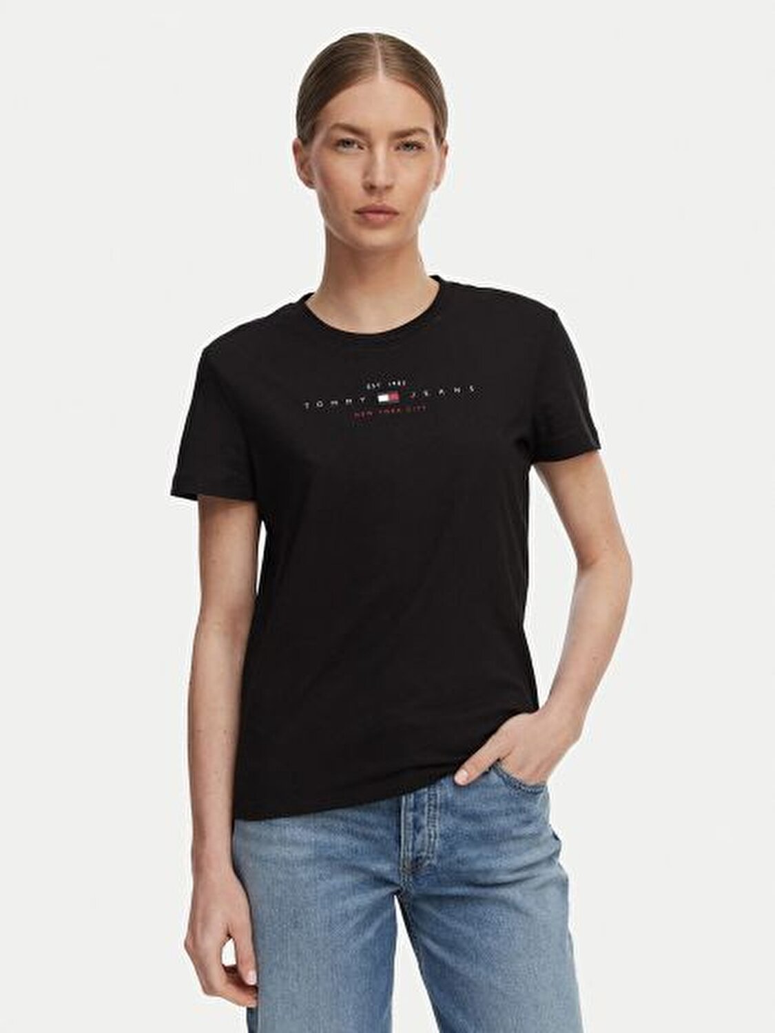 SİYAH LOGOLU KADIN T-SHIRT