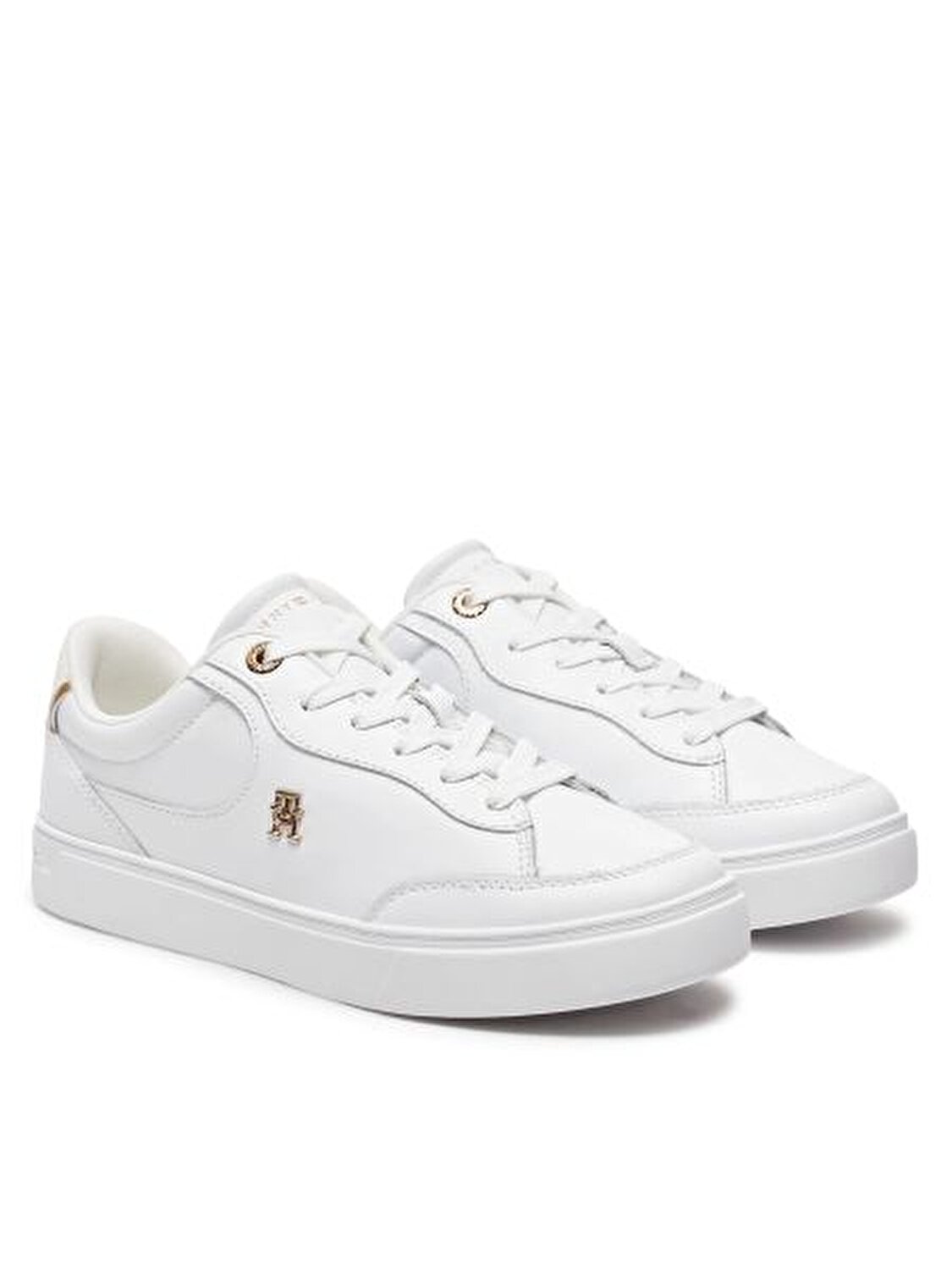 ESSENTIAL CHIC COURT SNEAKER