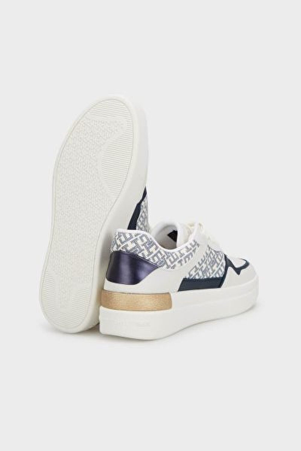 LUX COURT SNEAKER MONOGRAM