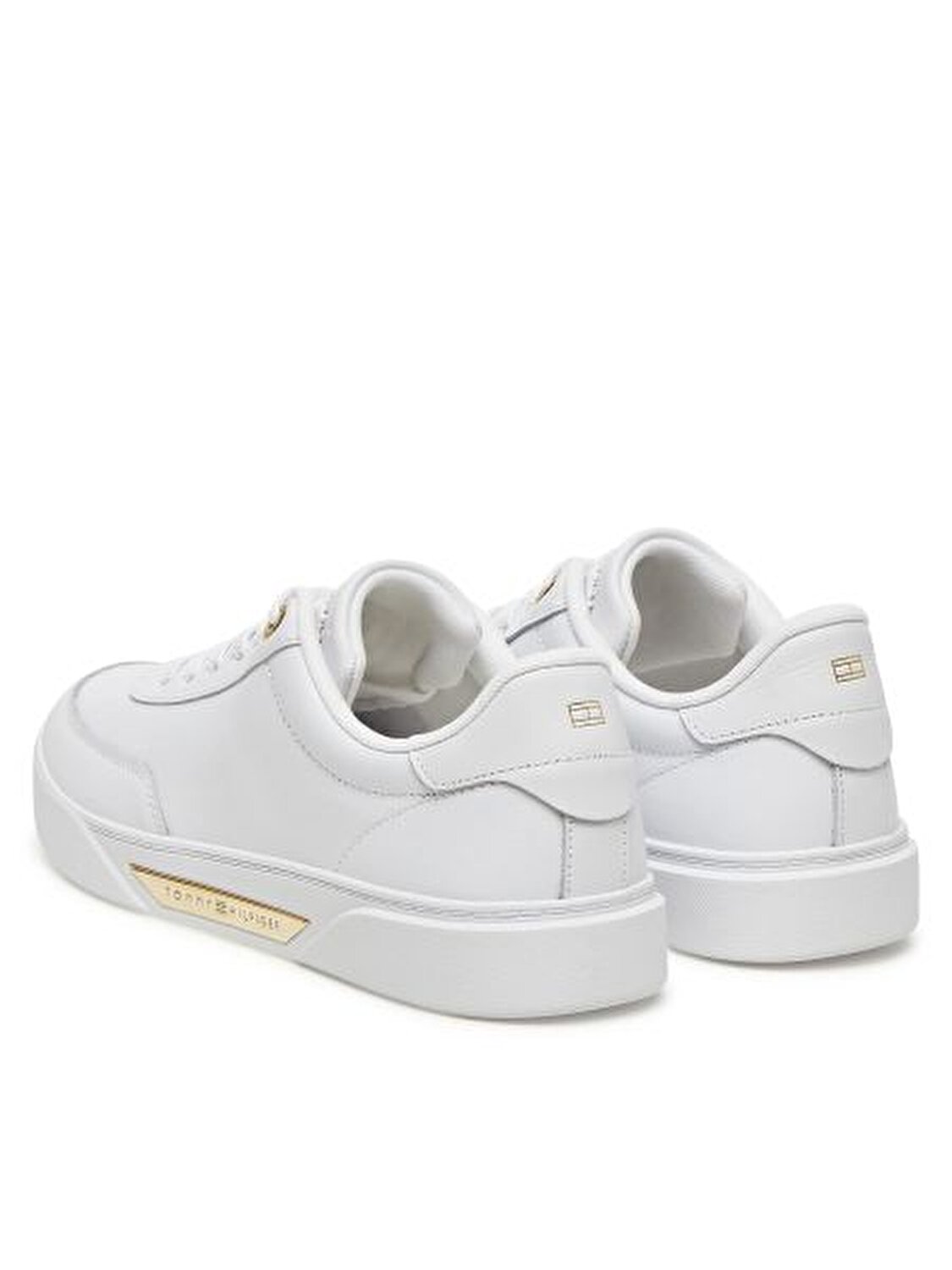 ESSENTIAL CHIC COURT SNEAKER