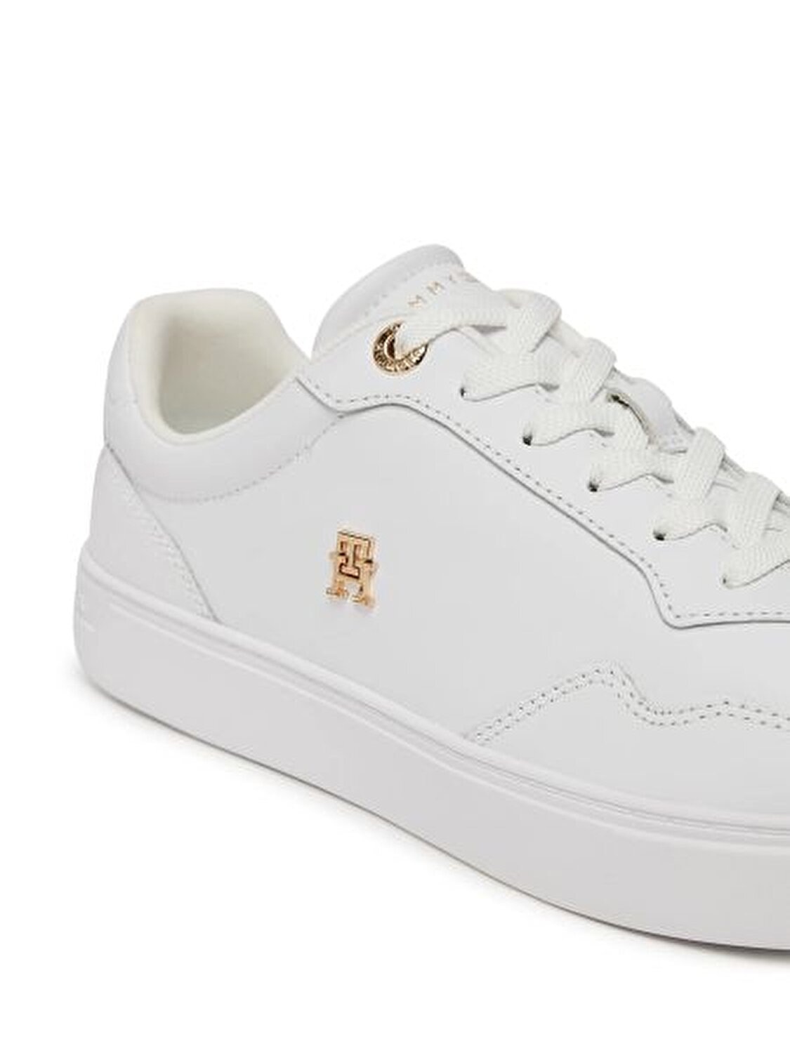 ESSENTIAL ELEVATED COURT SNEAKER
